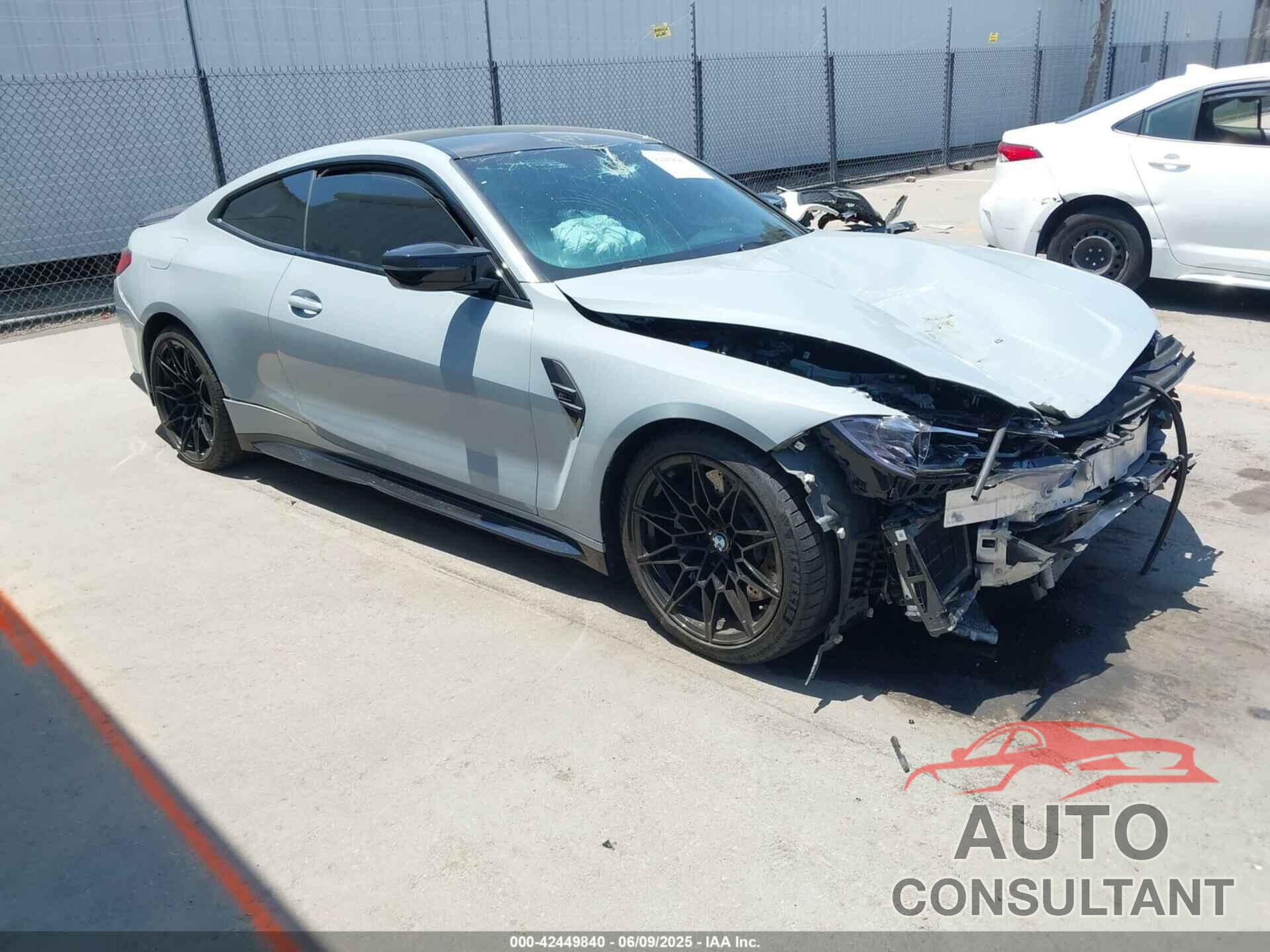 BMW M4 2024 - WBS33AZ0XRCN07277