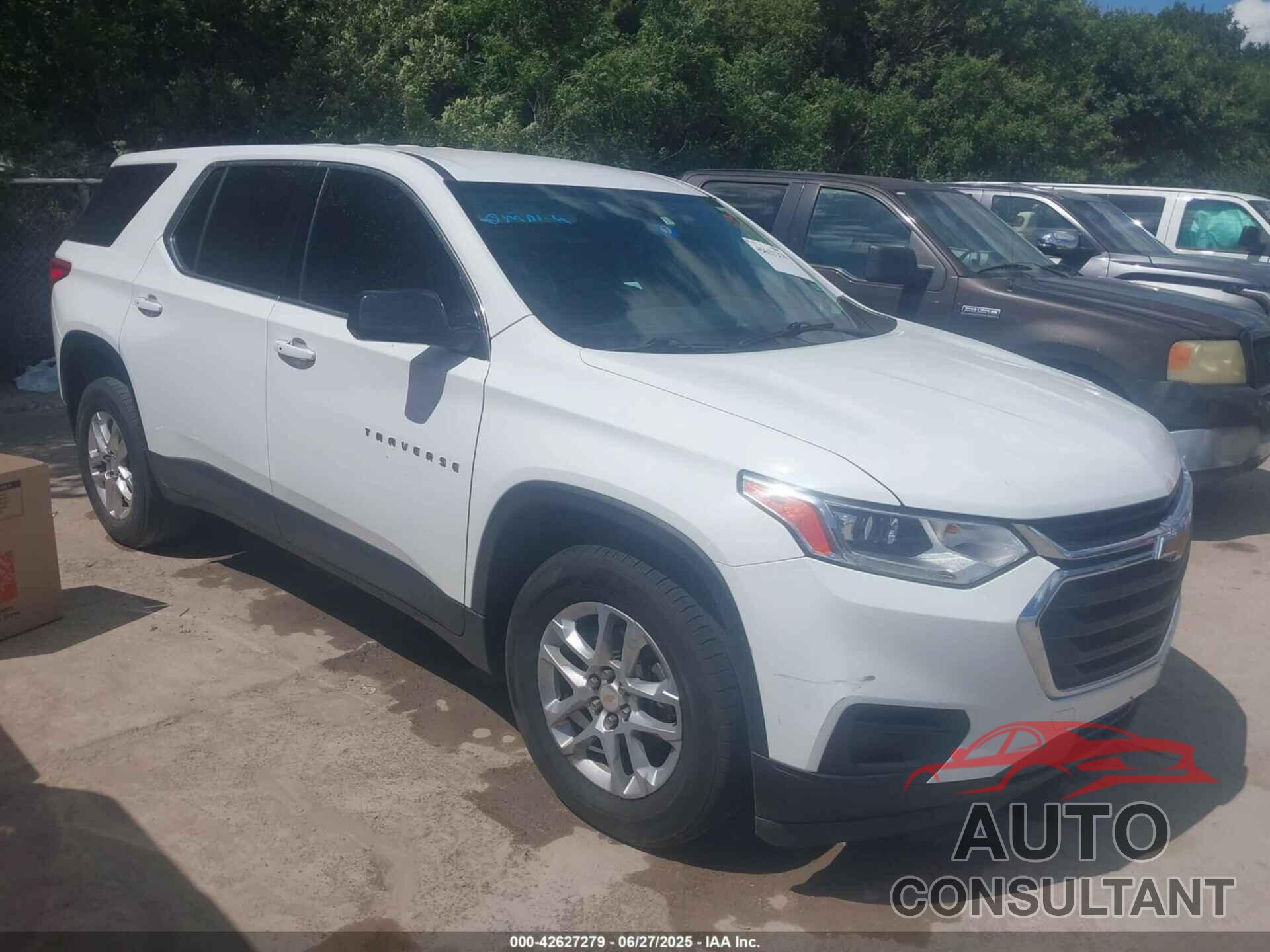 CHEVROLET TRAVERSE 2018 - 1GNERFKW8JJ276381