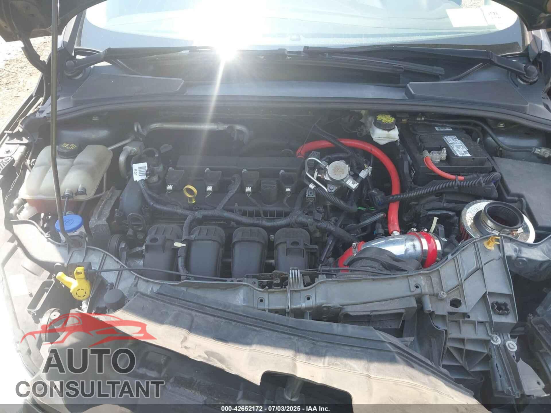 FORD FOCUS 2018 - 1FADP3E26JL275788