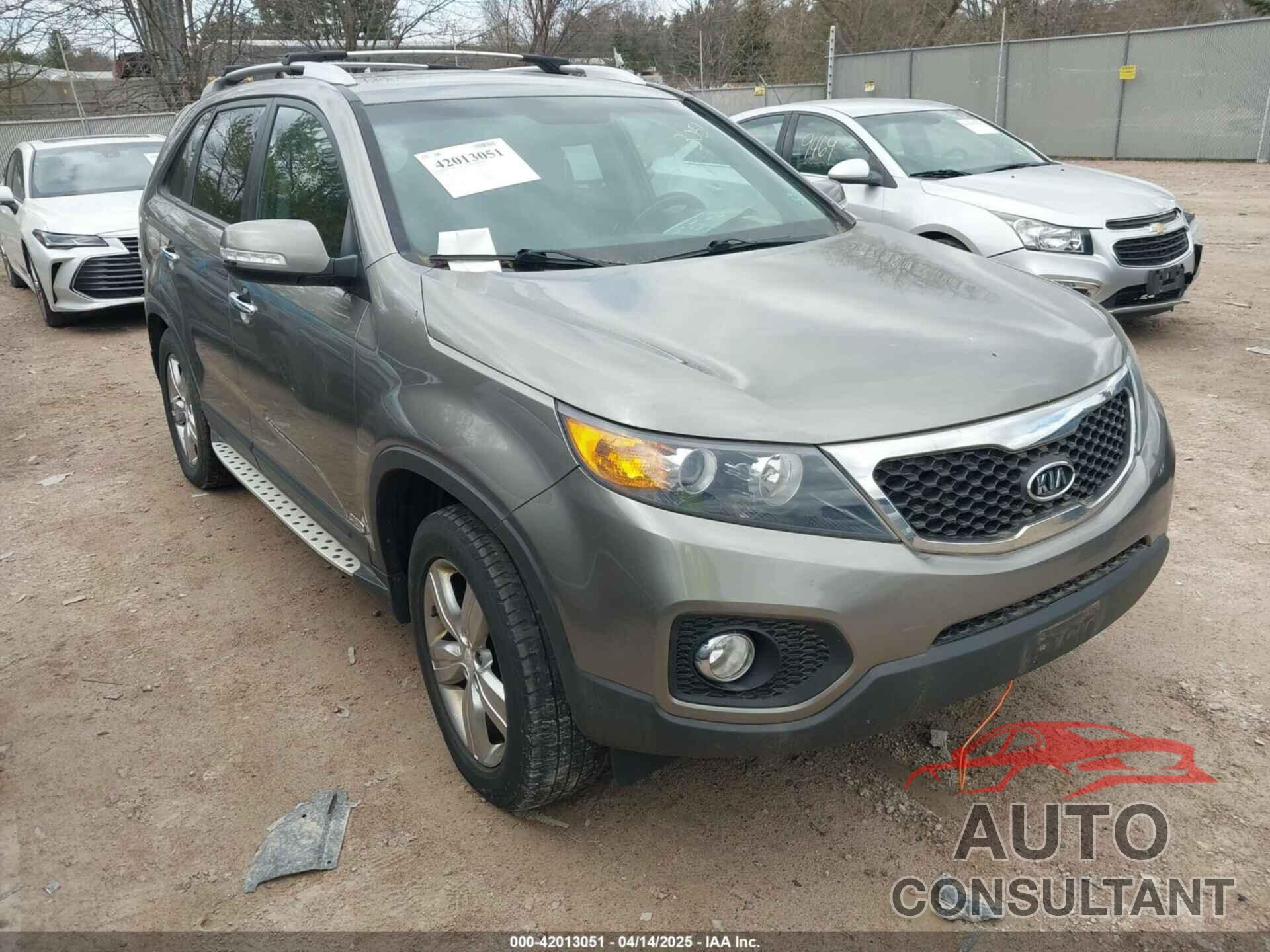 KIA SORENTO 2013 - 5XYKUDA61DG321679
