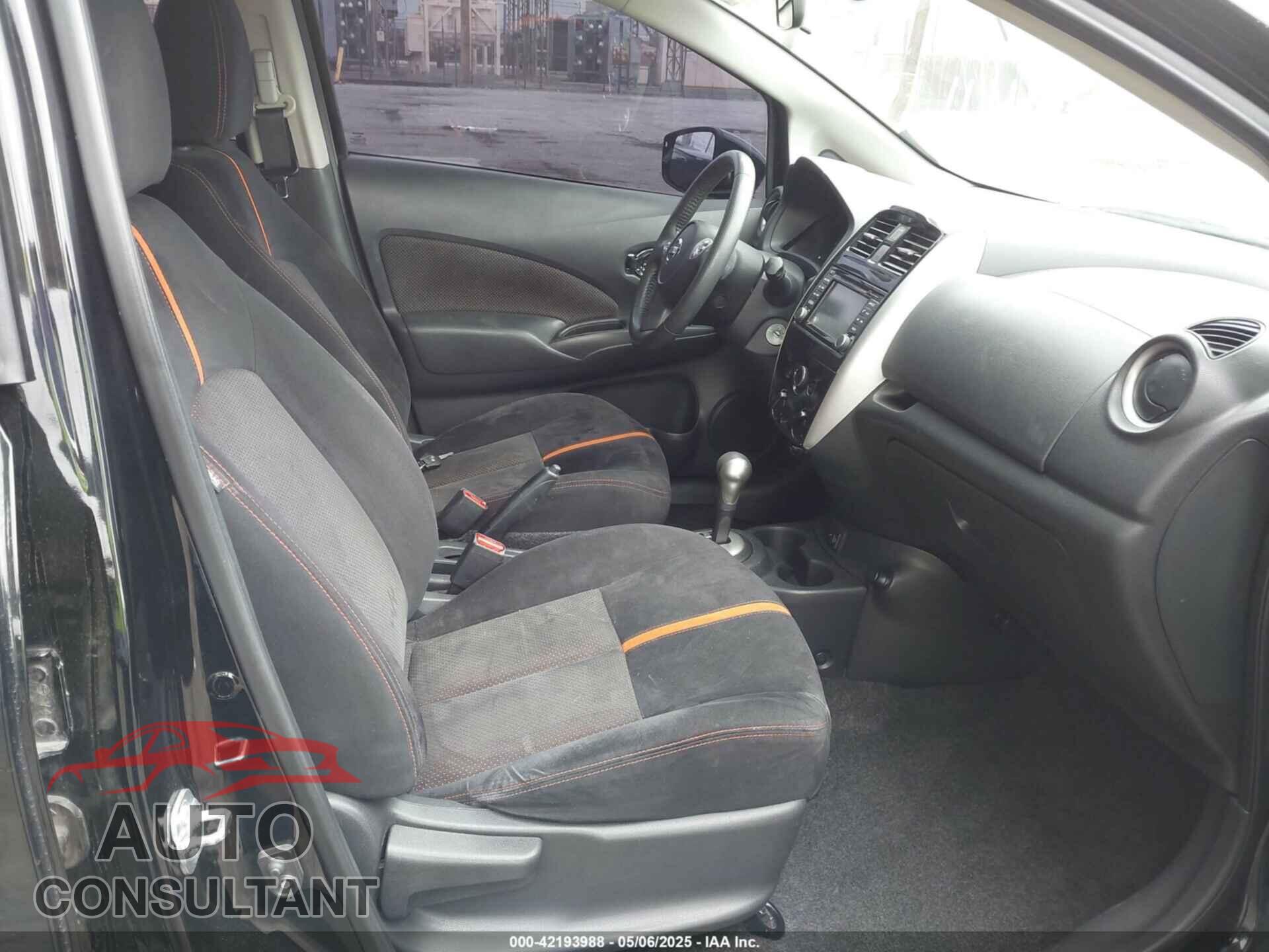 NISSAN VERSA NOTE 2017 - 3N1CE2CP1HL379563
