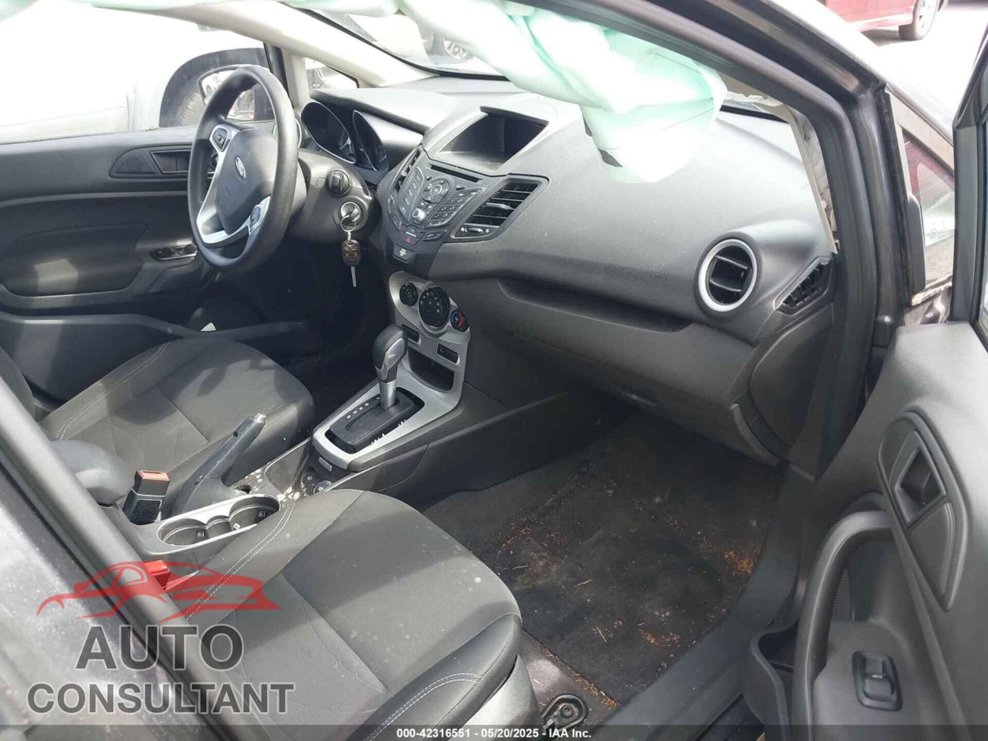 FORD FIESTA 2017 - 3FADP4EJ4HM130156