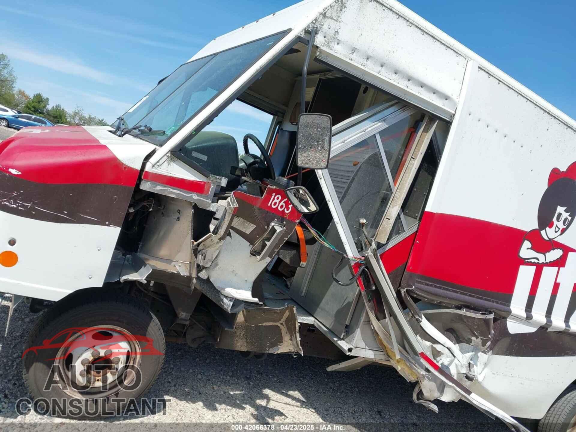 FORD E-350 STRIPPED 2010 - 1FC2E3KL5ADA44041