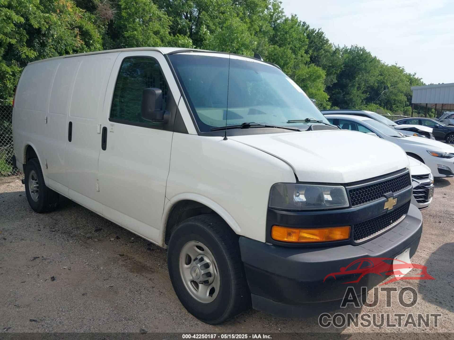 CHEVROLET EXPRESS CARGO 2021 - 1GCWGAFP4M1163055