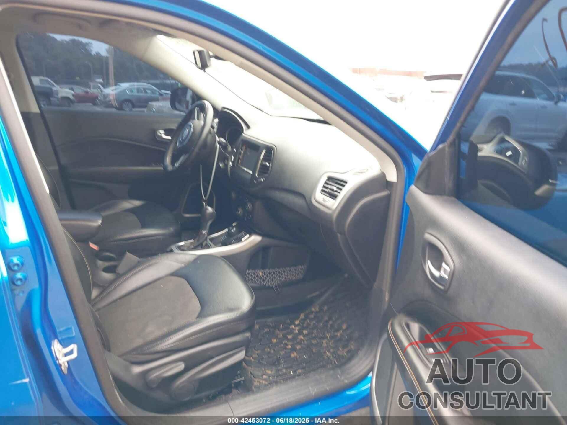 JEEP COMPASS 2020 - 3C4NJDBB6LT241125