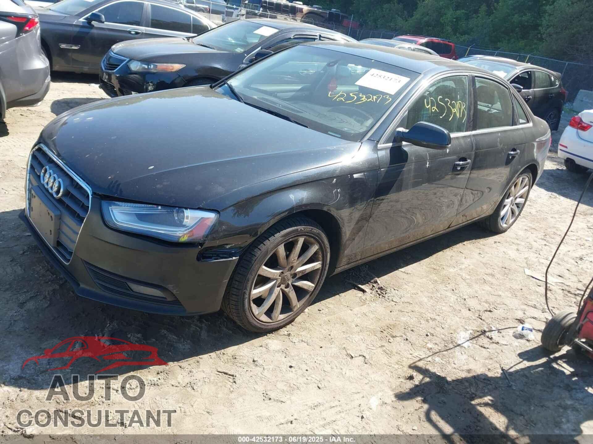 AUDI A8 L 2011 - WAURVAFD4BN019033