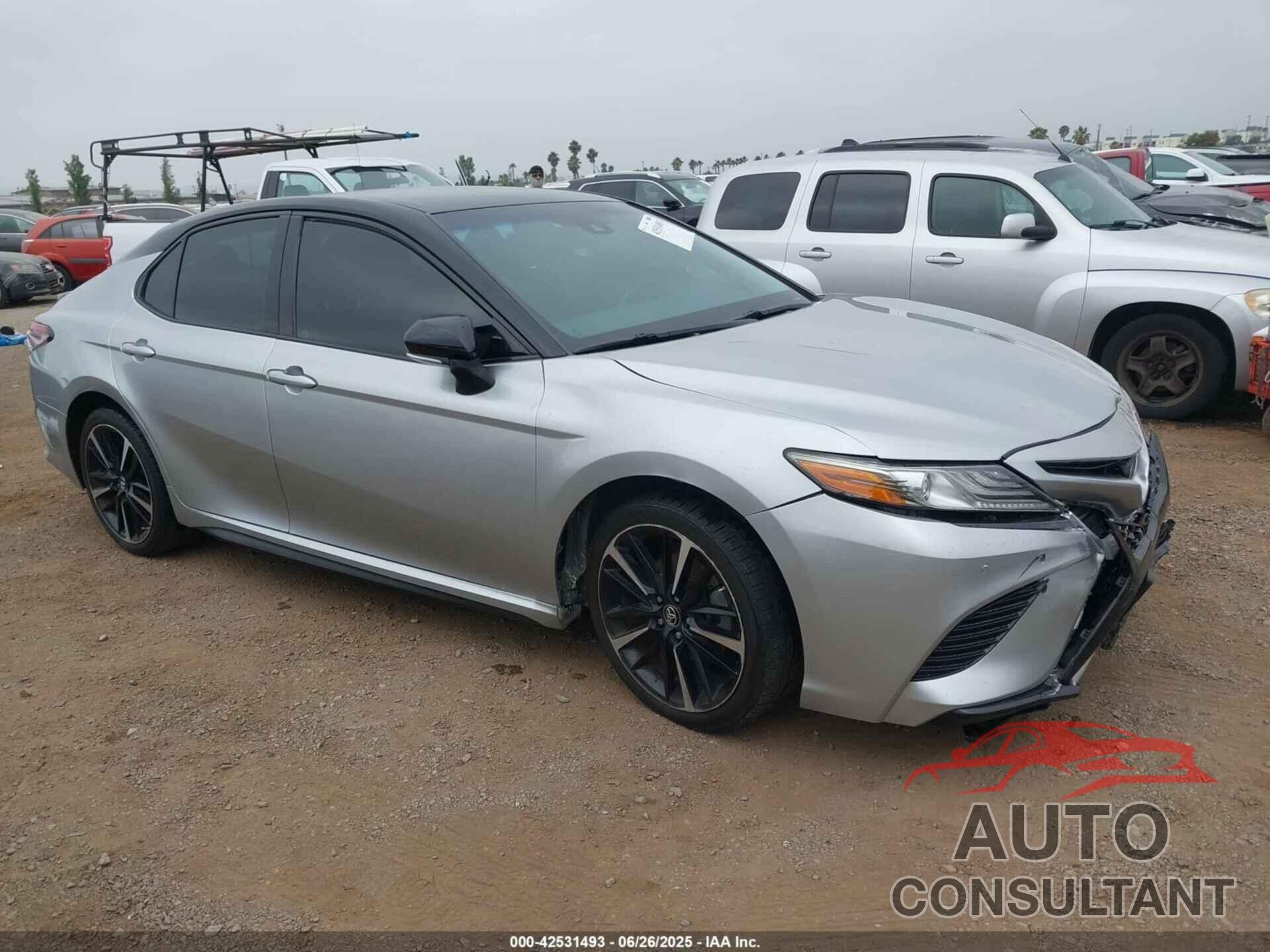 TOYOTA CAMRY 2018 - 4T1B61HK2JU051072