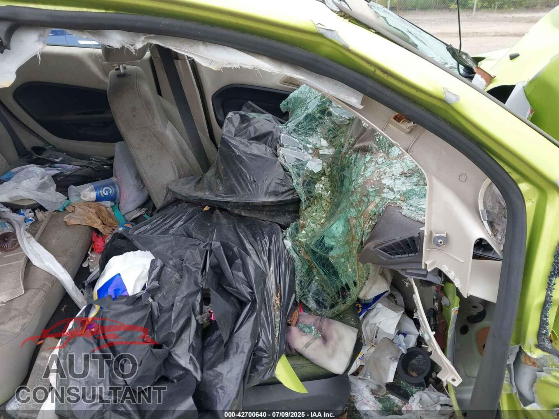 FORD FIESTA 2011 - 3FADP4EJ7BM196580