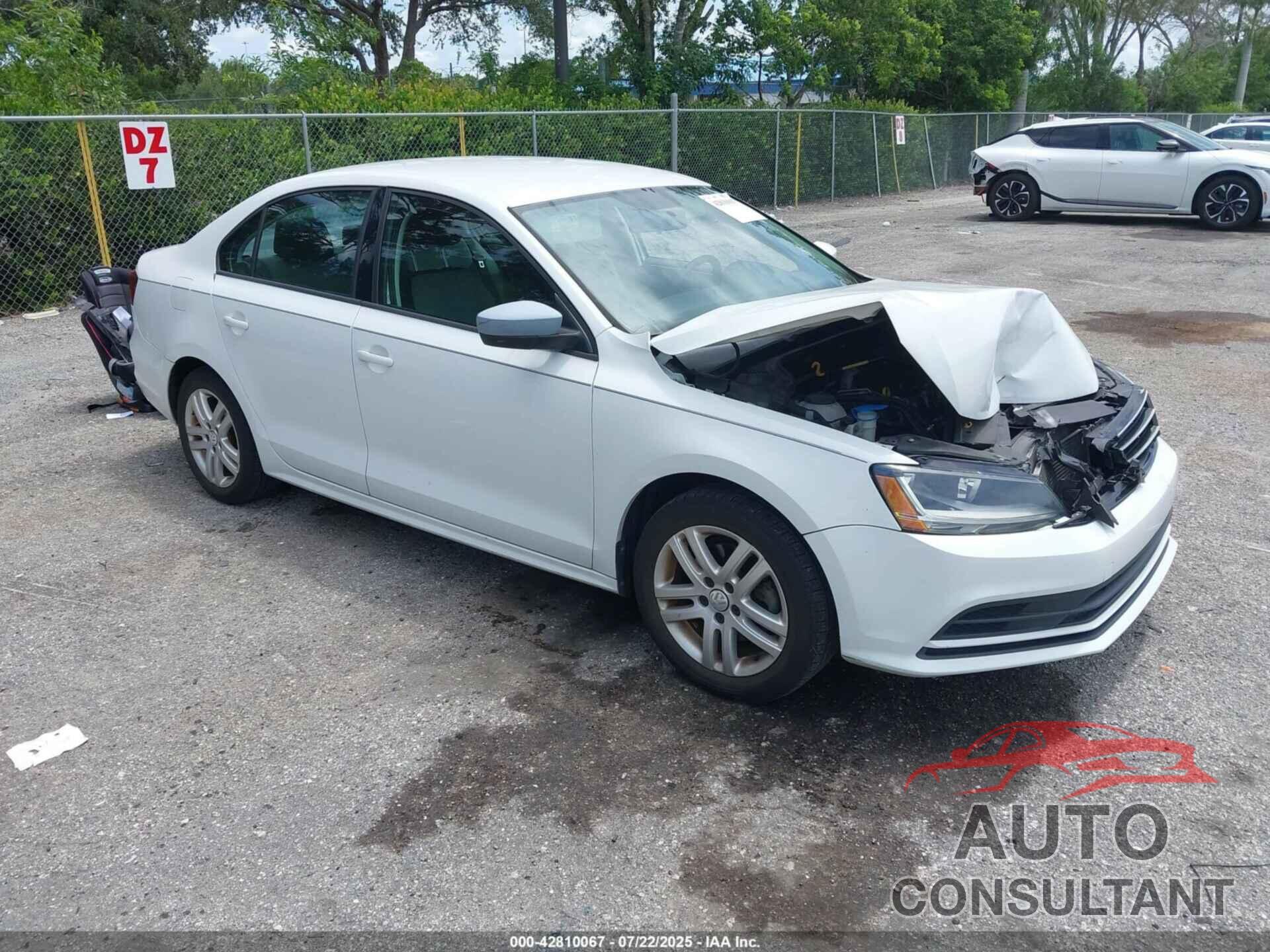 VOLKSWAGEN JETTA 2018 - 3VW2B7AJ2JM261192