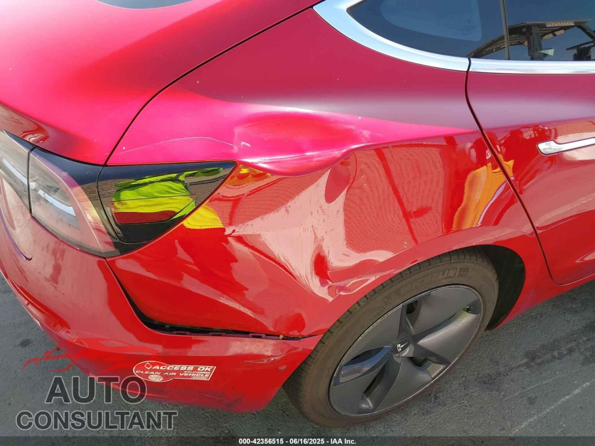 TESLA MODEL 3 2018 - 5YJ3E1EA5JF039997