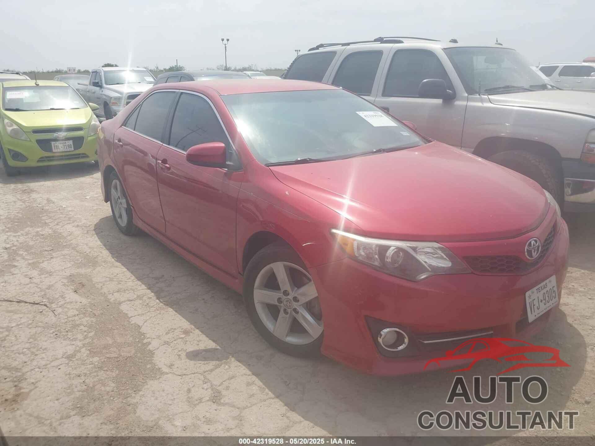TOYOTA CAMRY 2014 - 4T1BF1FK0EU762181
