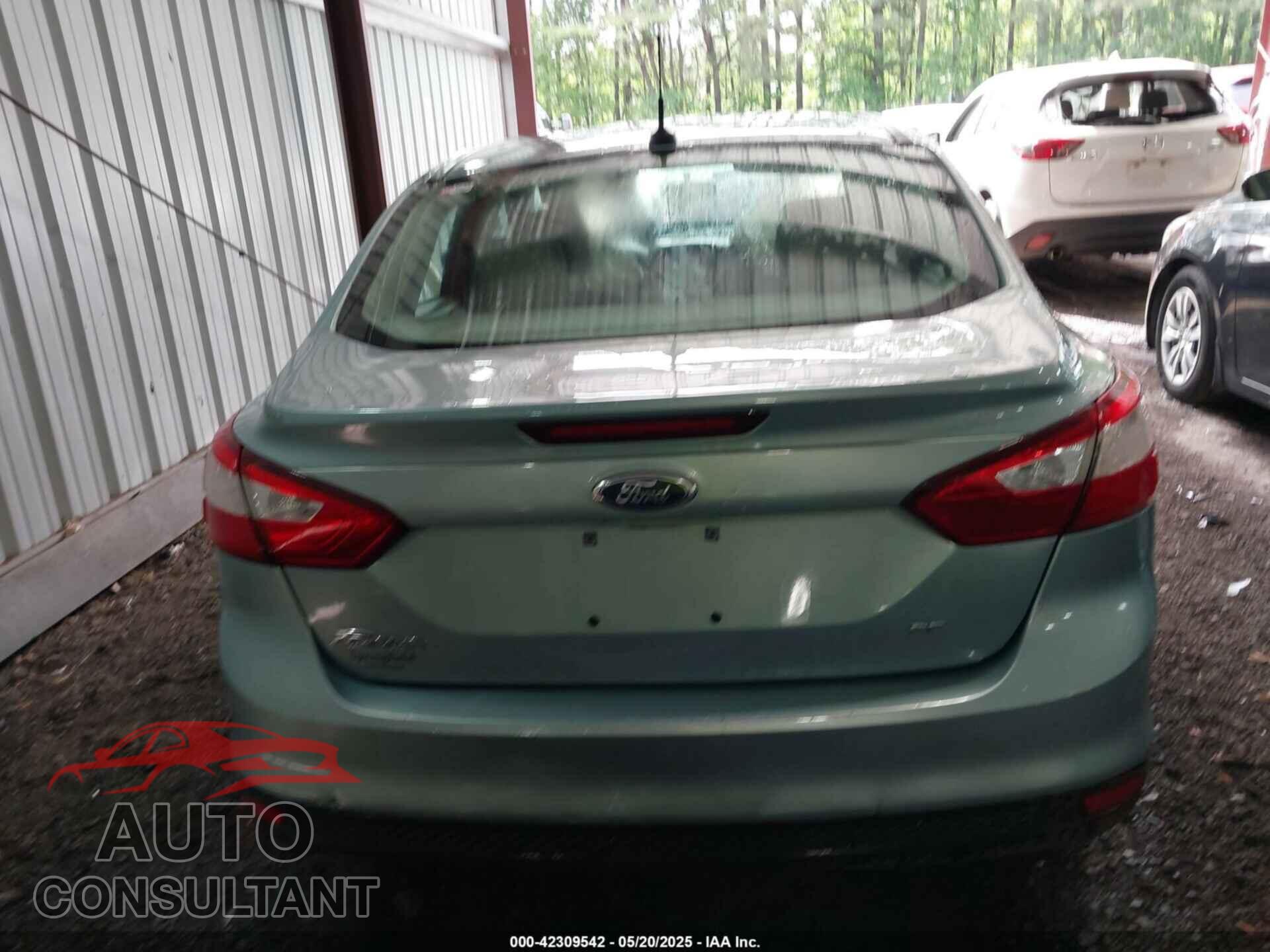 FORD FOCUS 2012 - 1FAHP3F24CL260001