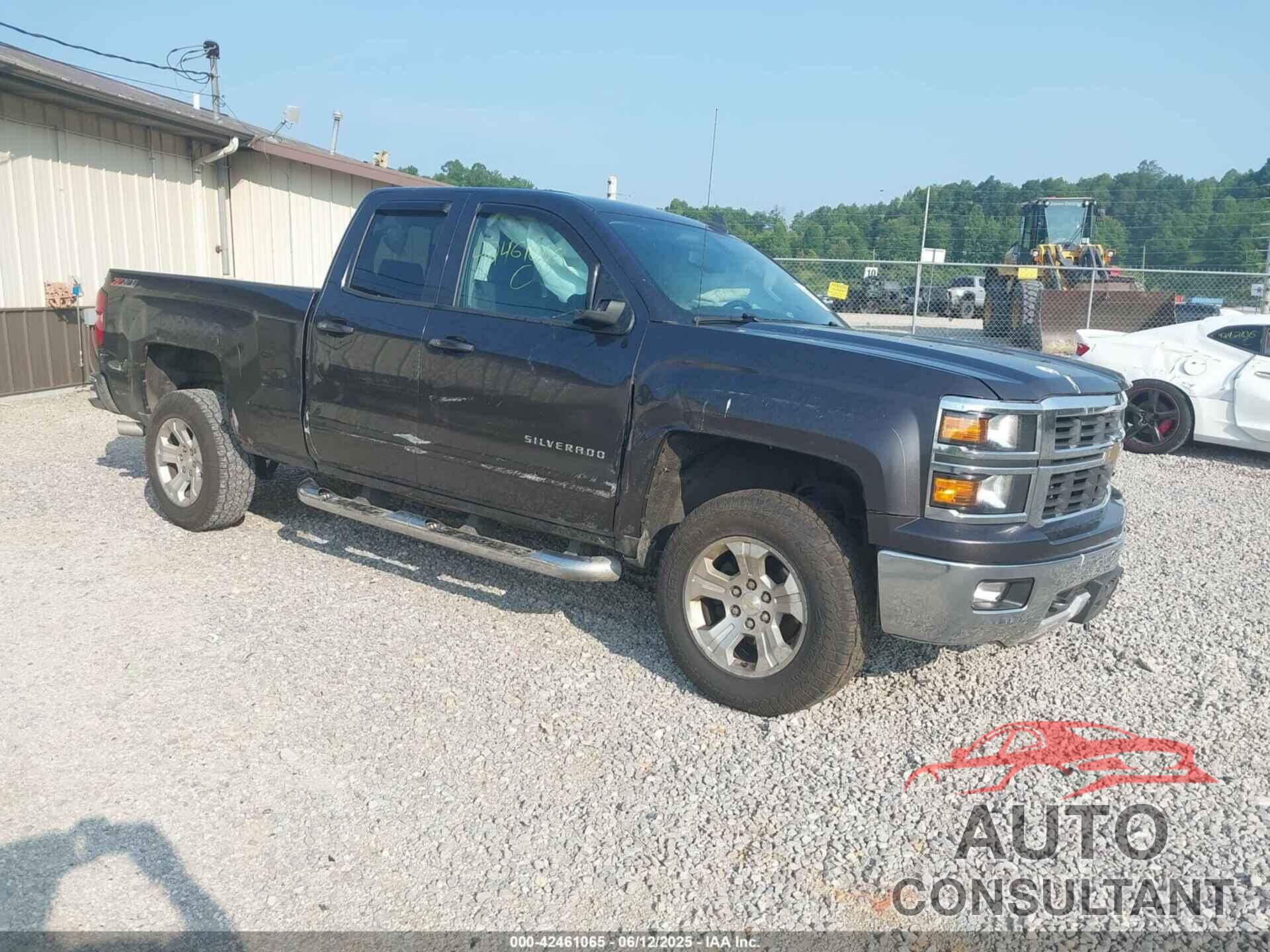 CHEVROLET SILVERADO 1500 2015 - 1GCVKREC3FZ151717