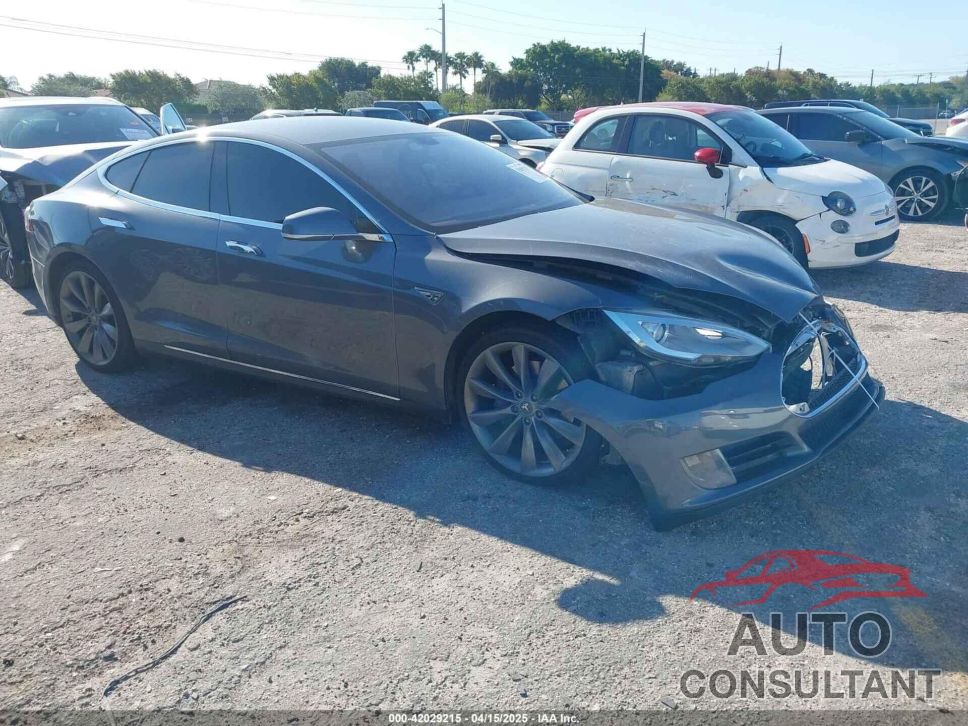 TESLA MODEL S 2014 - 5YJSA1H1XEFP31911