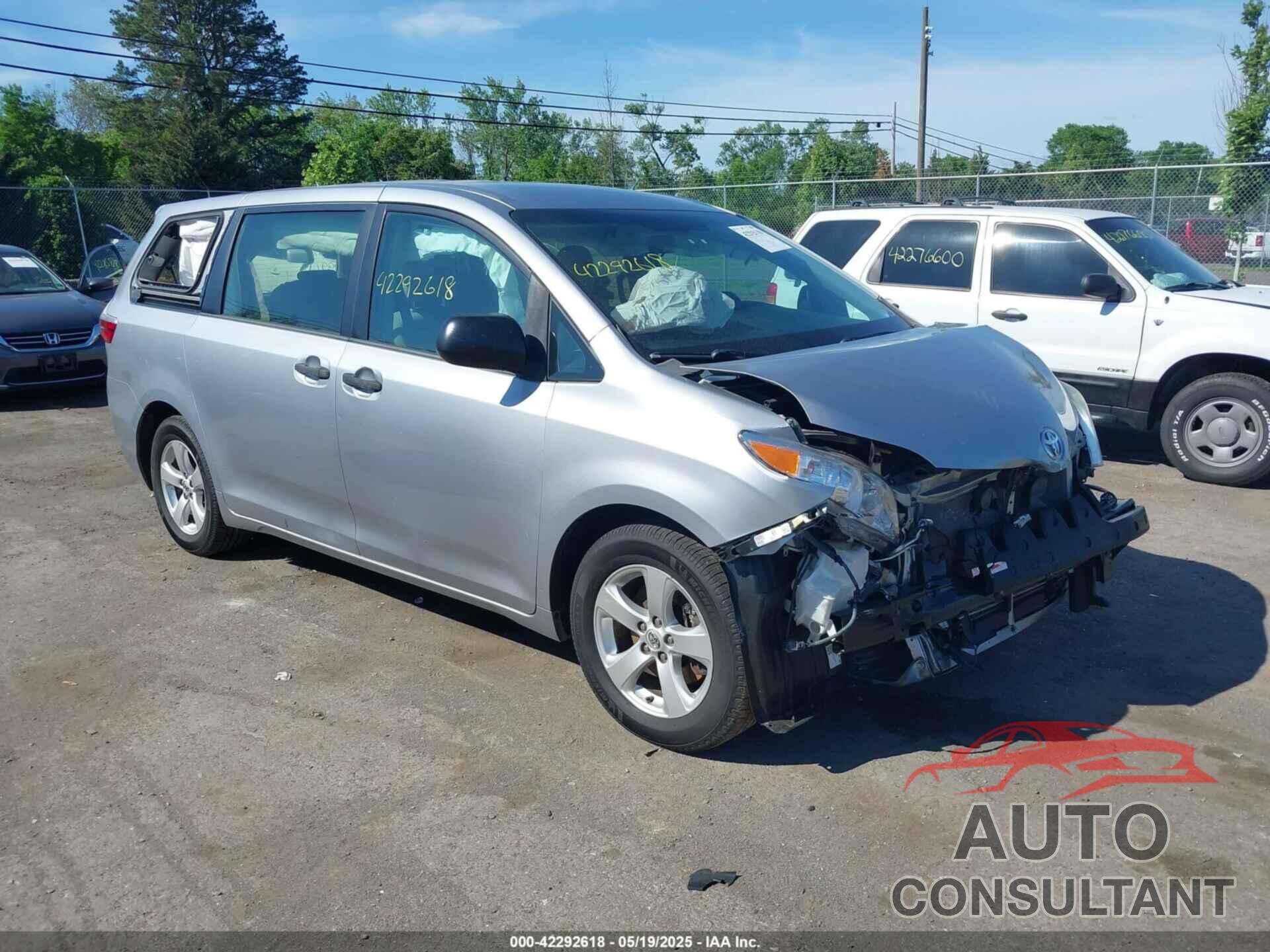 TOYOTA SIENNA 2015 - 5TDZK3DCXFS594786