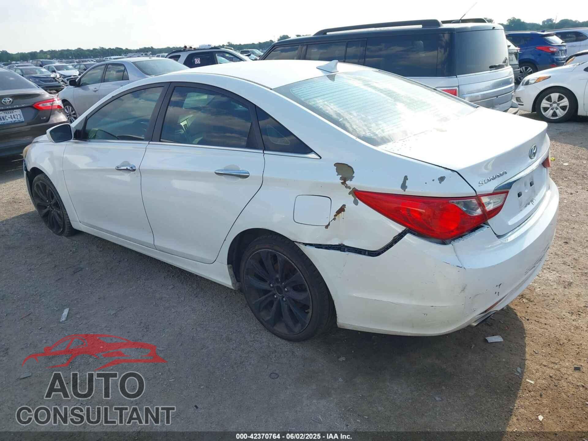 HYUNDAI SONATA 2011 - 5NPEC4AC9BH143192