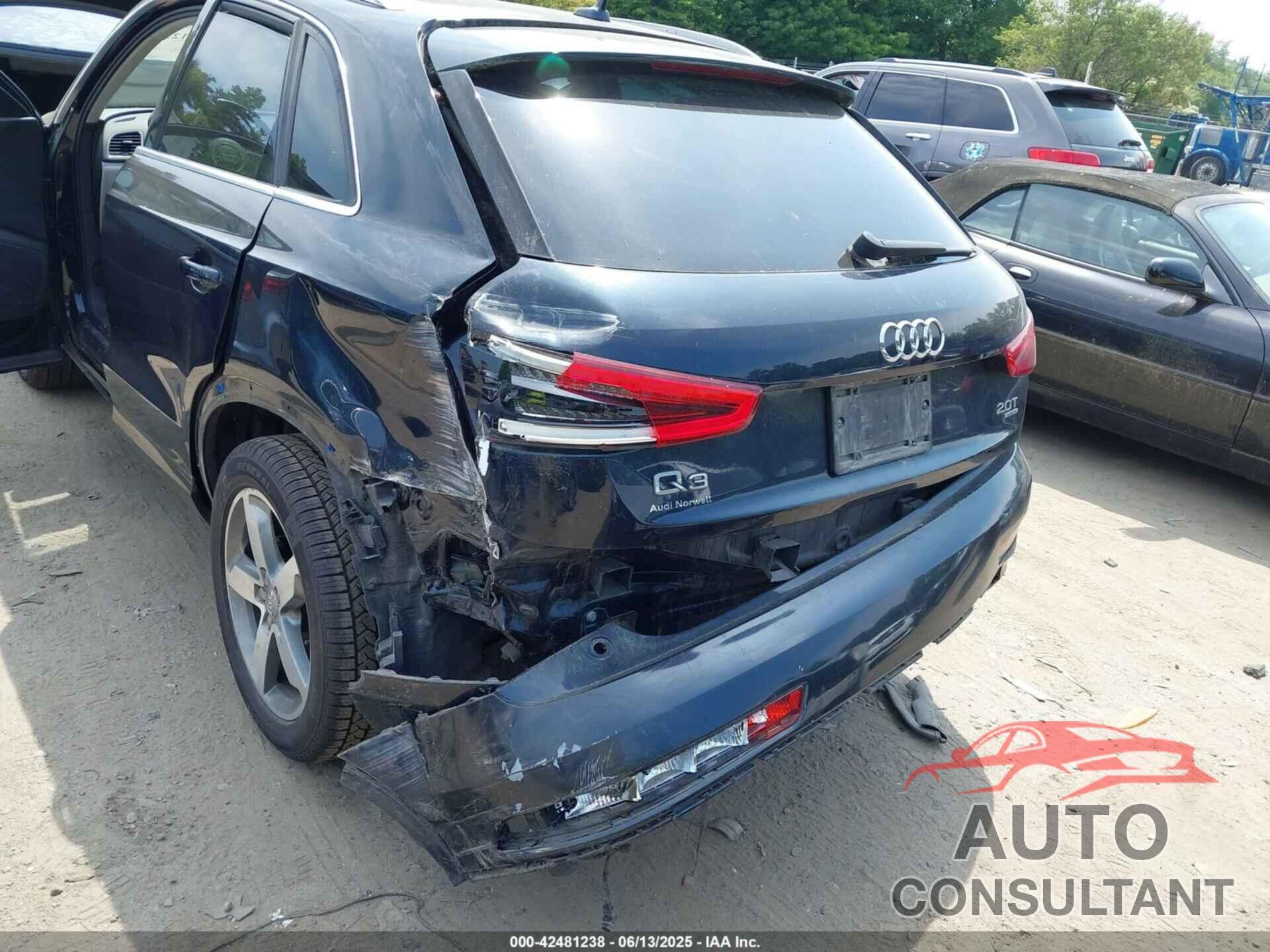 AUDI Q3 2015 - WA1EFCFS6FR004485