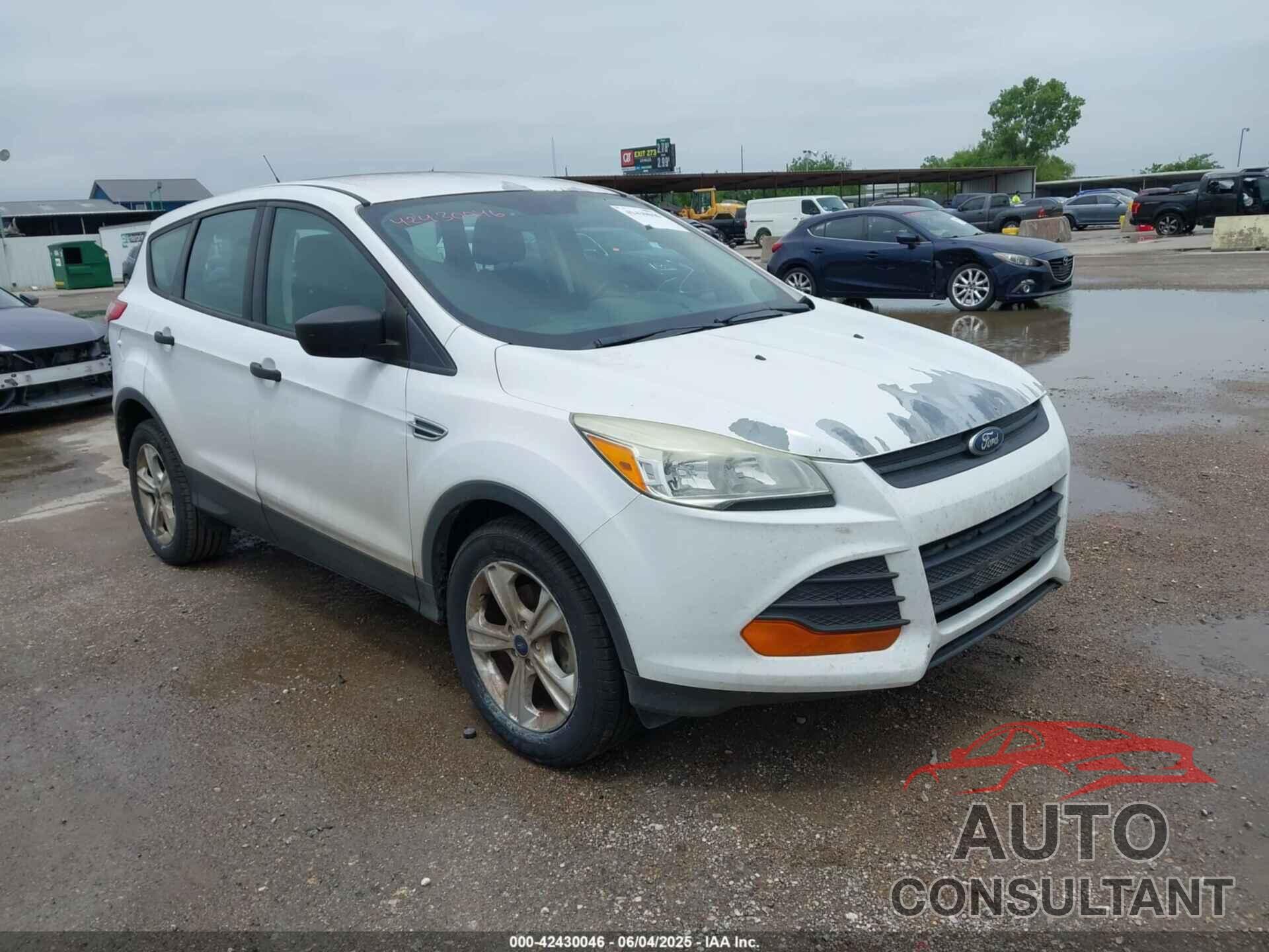 FORD ESCAPE 2016 - 1FMCU0F74GUC26174