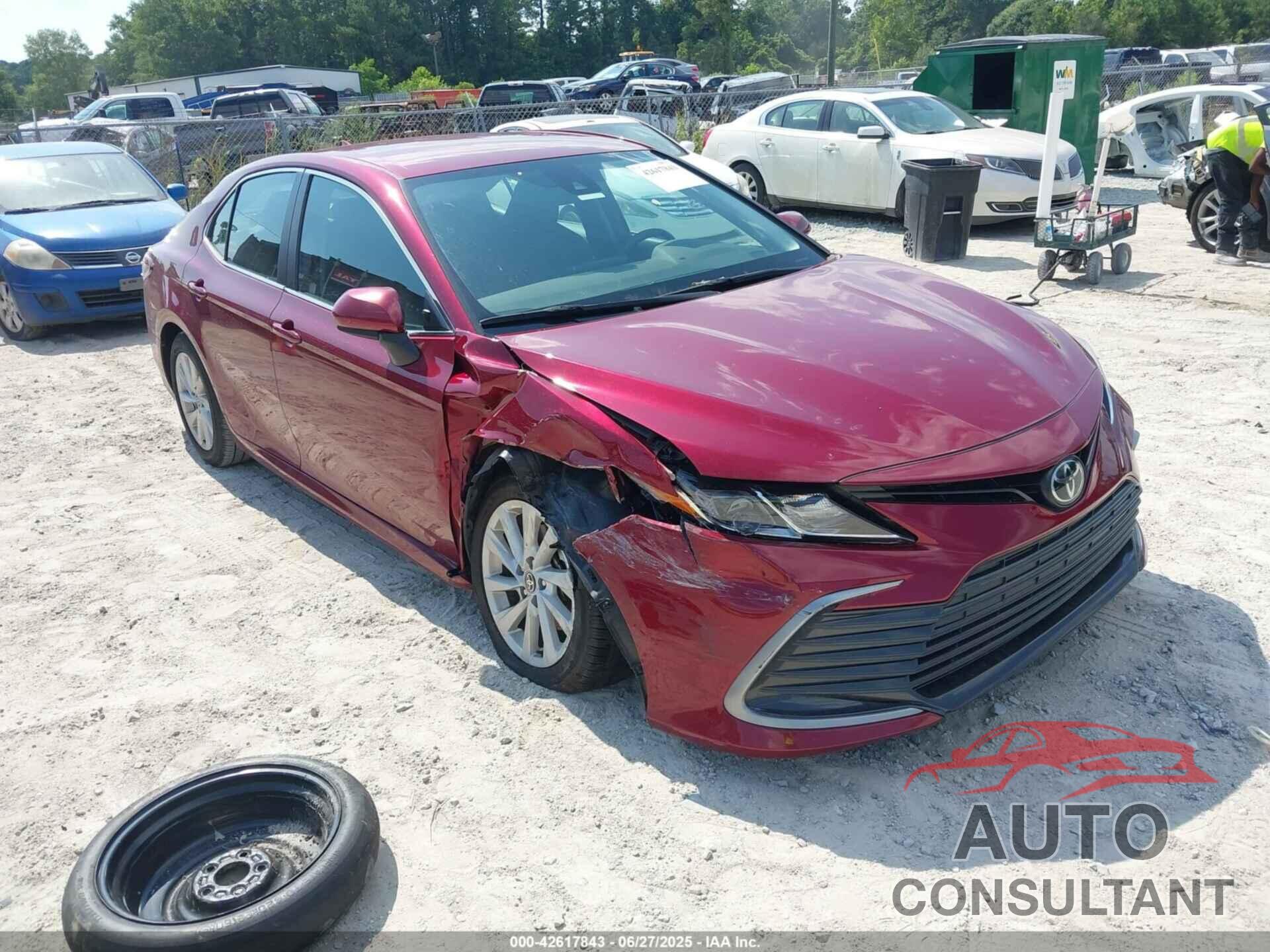 TOYOTA CAMRY 2022 - 4T1C11AK3NU680861