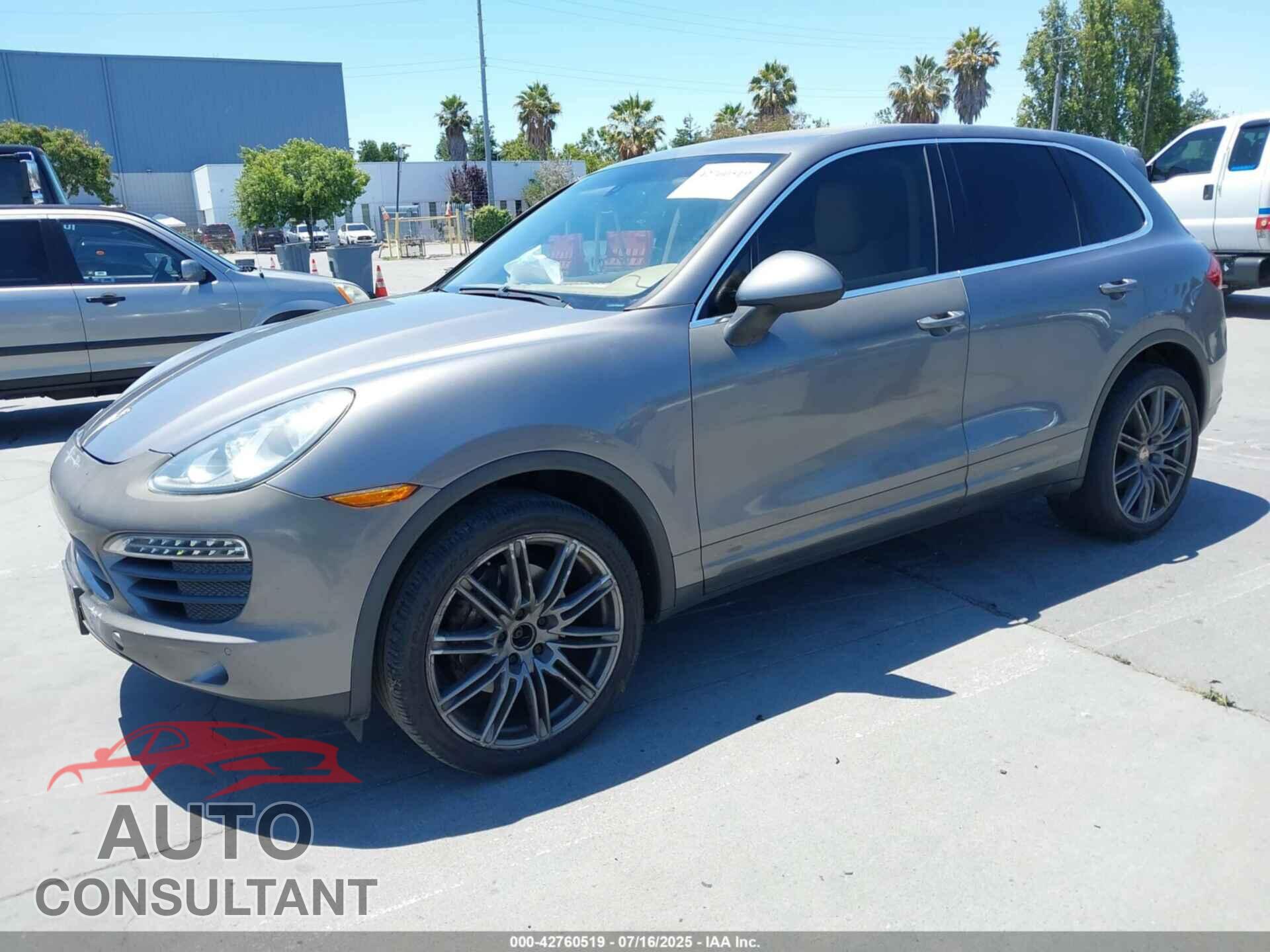 PORSCHE CAYENNE 2011 - WP1AB2A25BLA44196