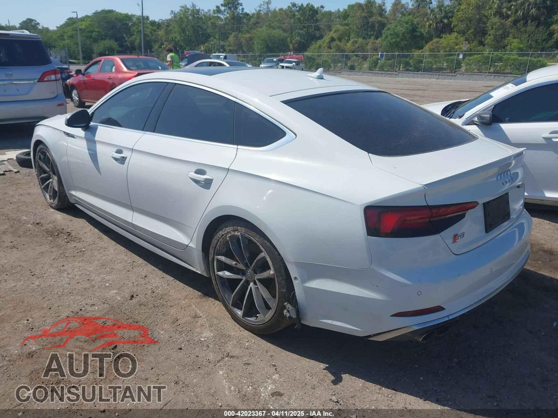 AUDI S5 2019 - WAUC4CF56KA016896
