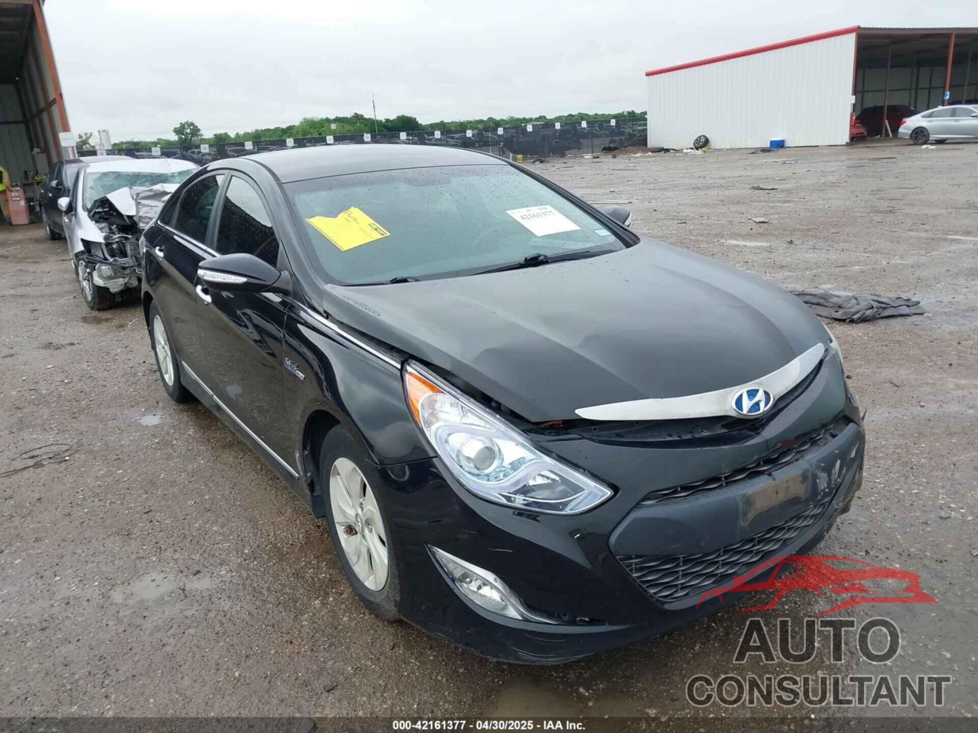 HYUNDAI SONATA HYBRID 2015 - KMHEC4A41FA119311