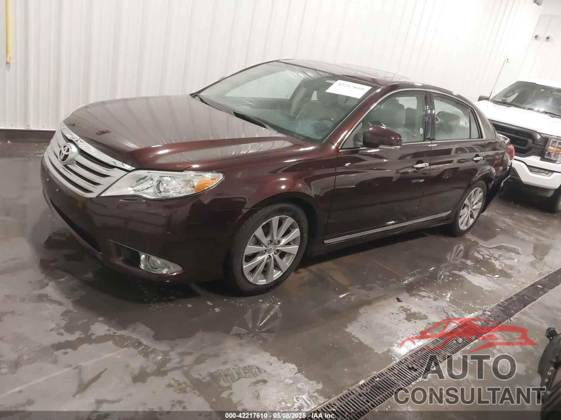 TOYOTA AVALON 2011 - 4T1BK3DB5BU429805