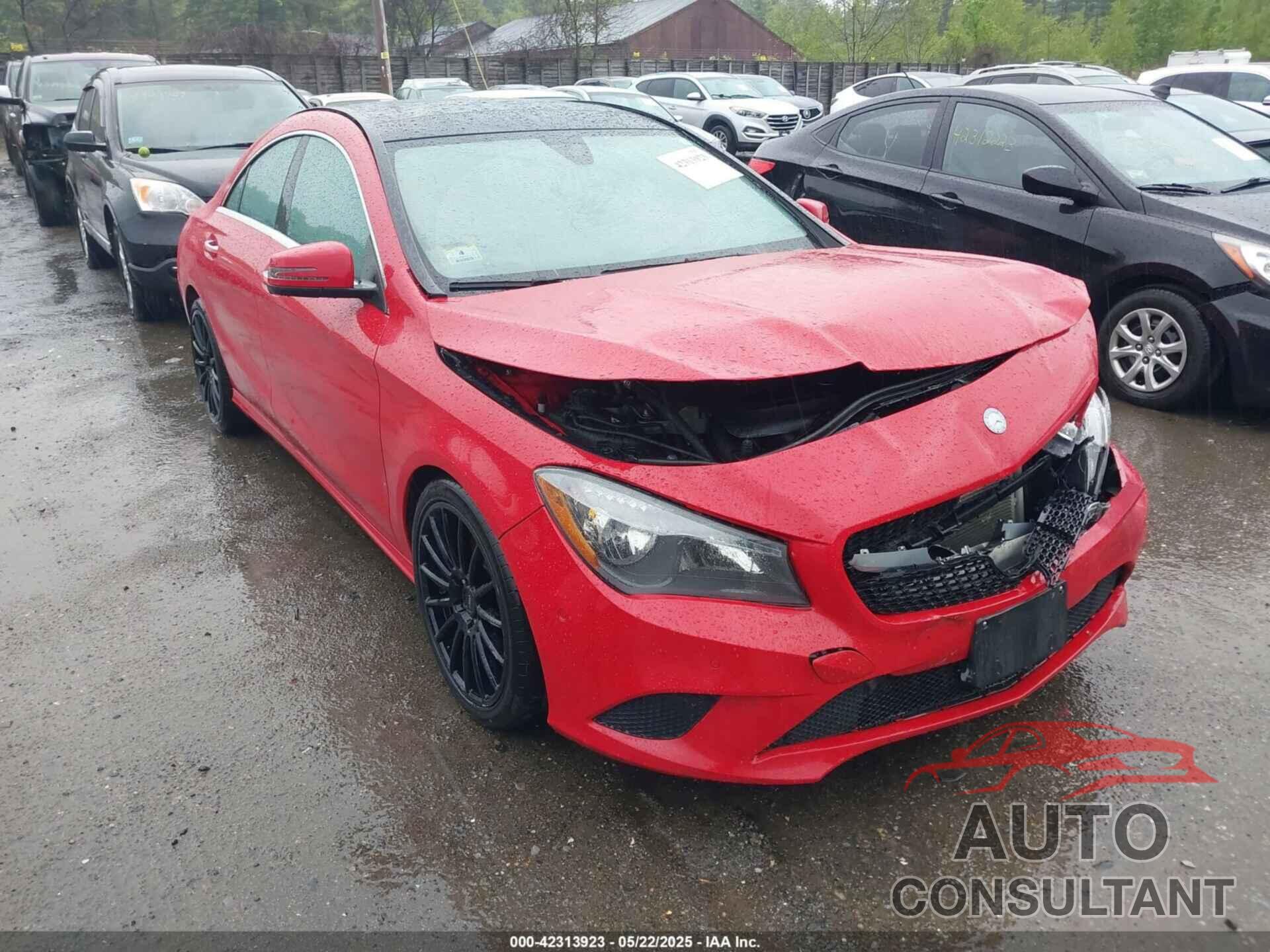 MERCEDES-BENZ CLA 250 2015 - WDDSJ4GB7FN266556