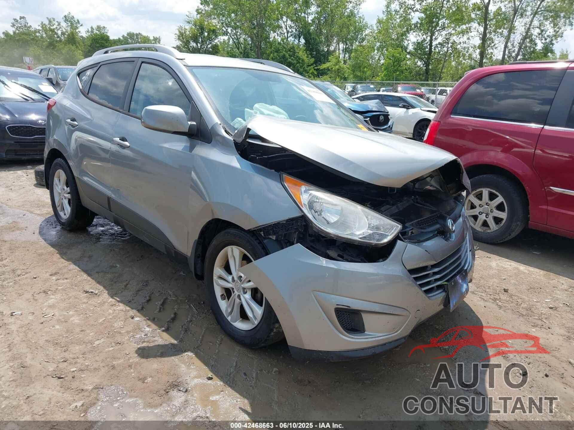 HYUNDAI TUCSON 2011 - KM8JU3AC8BU296105