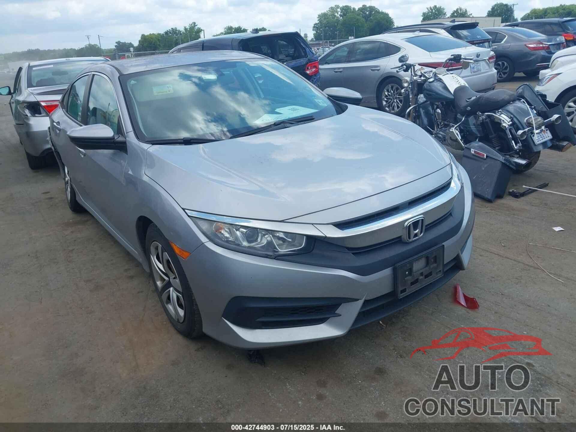 HONDA CIVIC 2018 - 2HGFC2F56JH603534