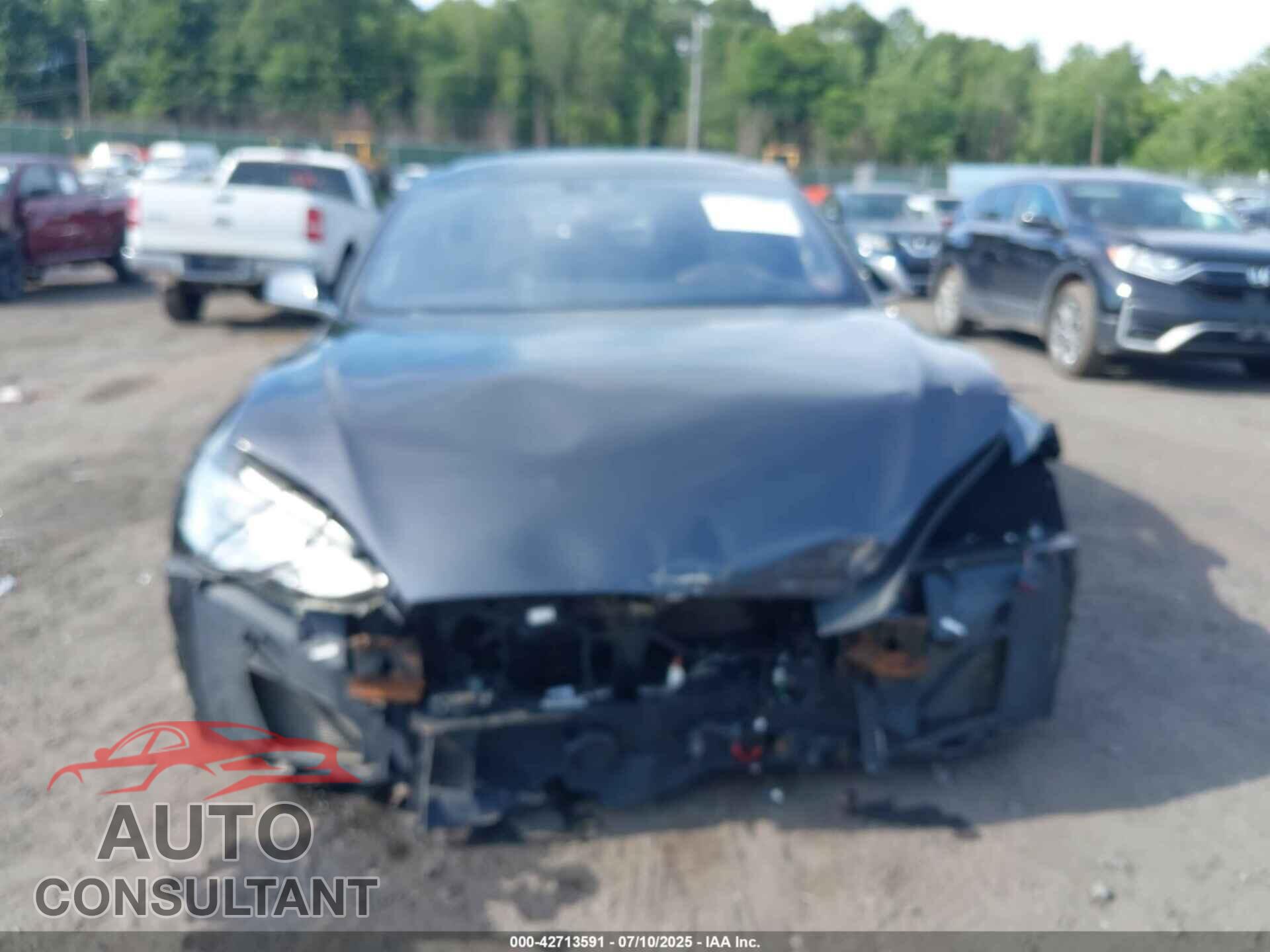 TESLA MODEL S 2015 - 5YJSA1E20FF110711