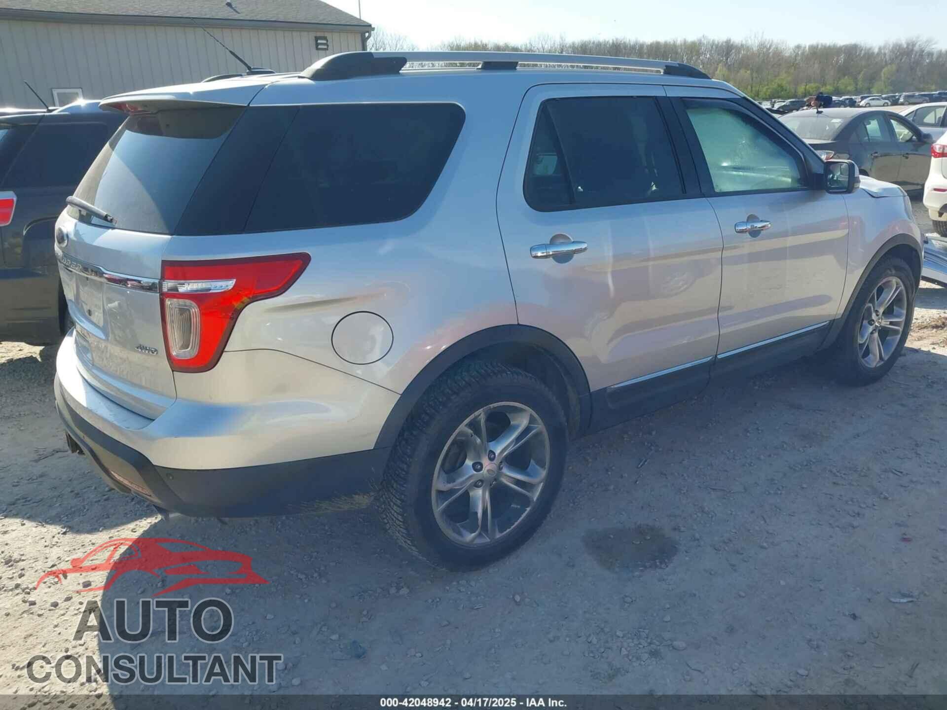 FORD EXPLORER 2011 - 1FMHK8F84BGA00596