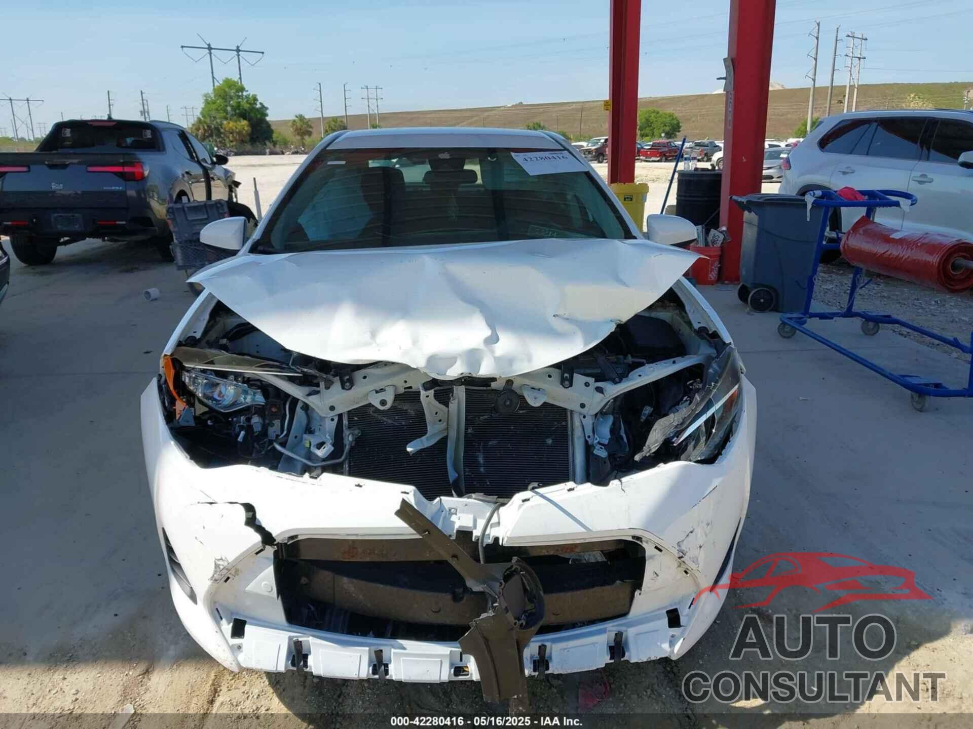 TOYOTA COROLLA 2019 - 5YFBURHE5KP945830