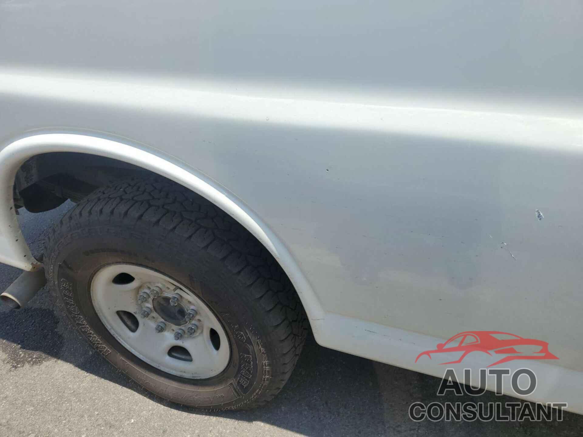 CHEVROLET EXPRESS G3500 2012 - 1GAZG1FG6C1161070