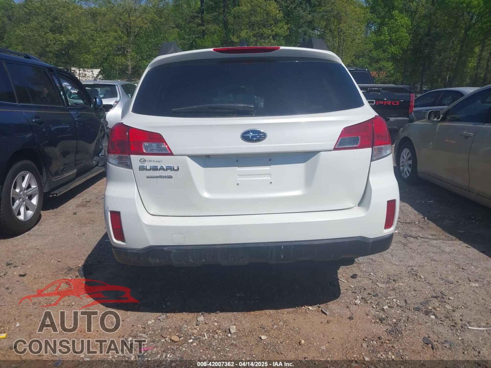 SUBARU OUTBACK 2013 - 4S4BRCPC4D3291697