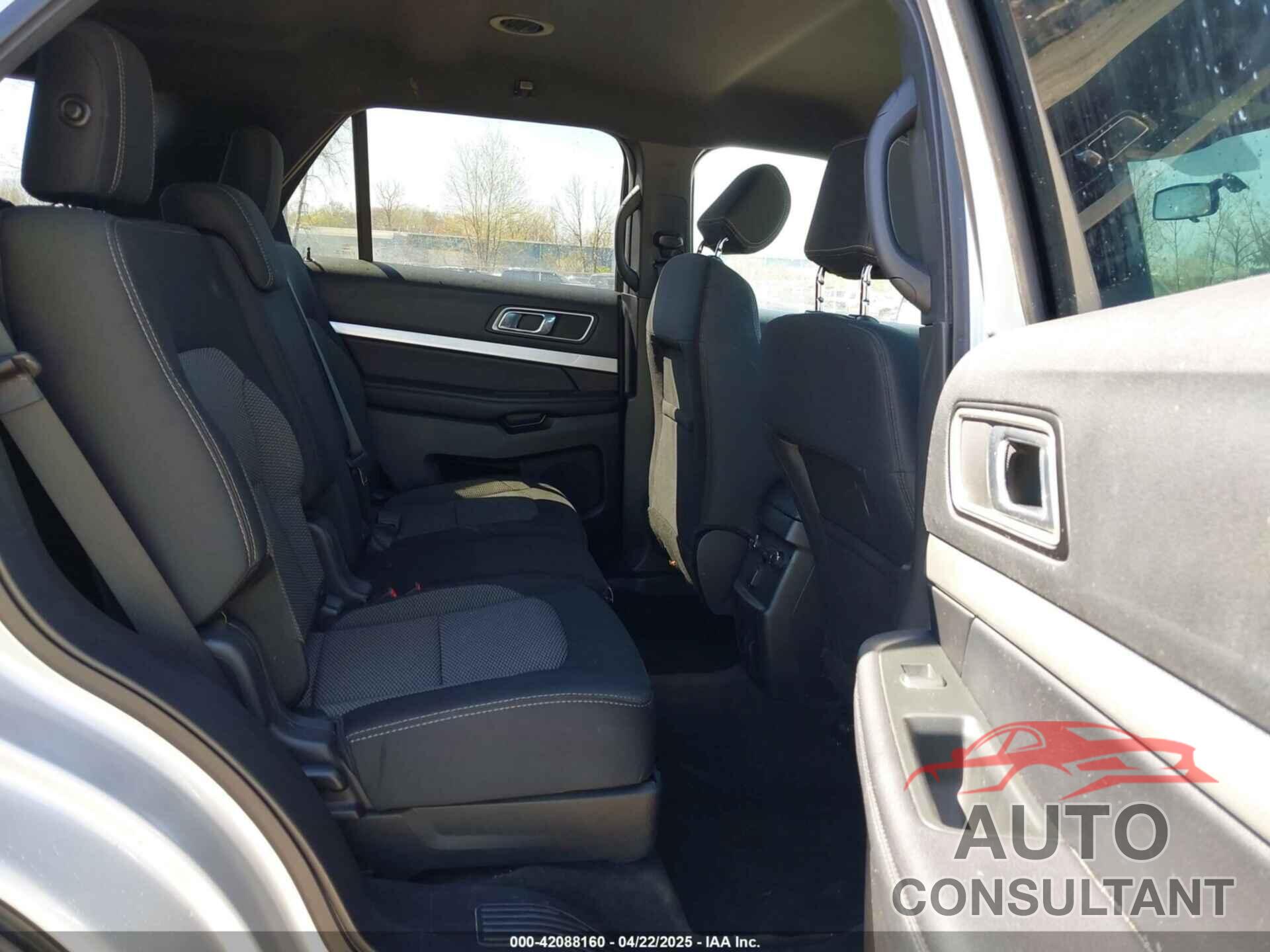 FORD EXPLORER 2017 - 1FM5K7D82HGC52758