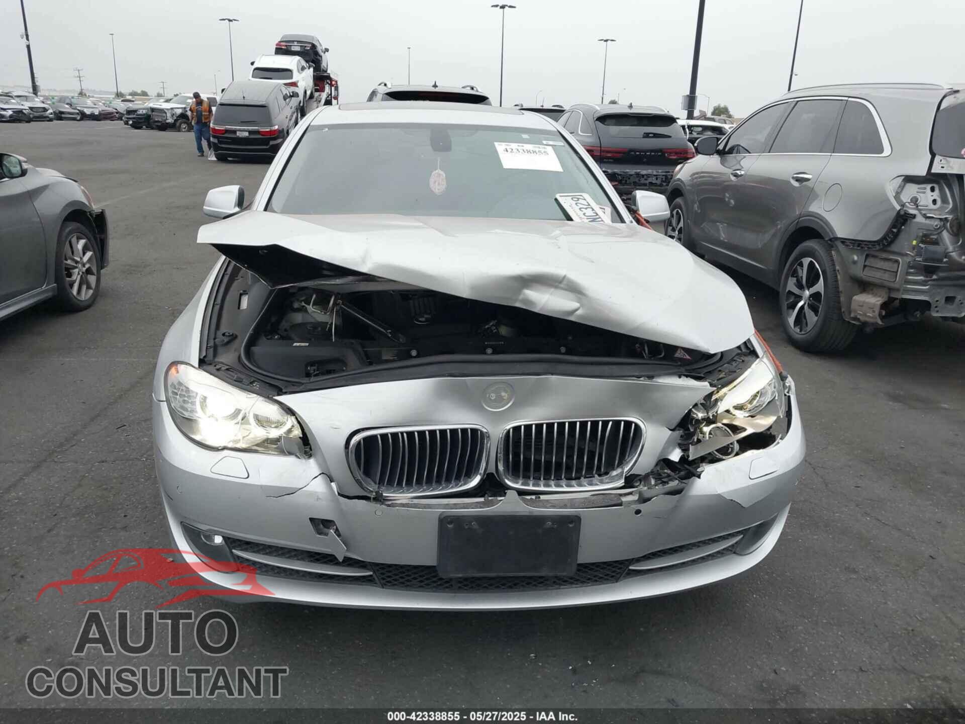BMW 528I 2011 - WBAFR1C57BC746277