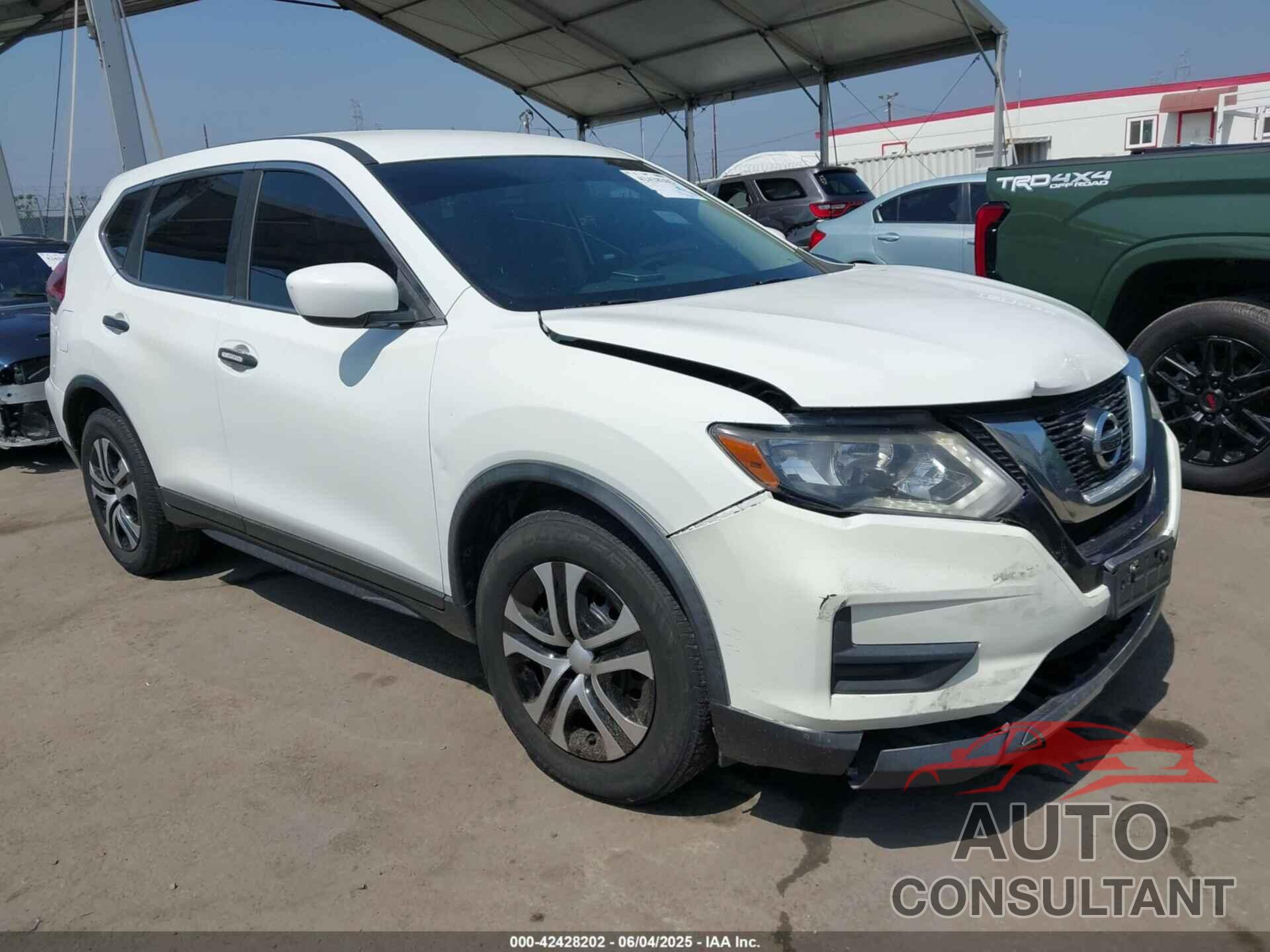 NISSAN ROGUE 2018 - KNMAT2MT3JP500495