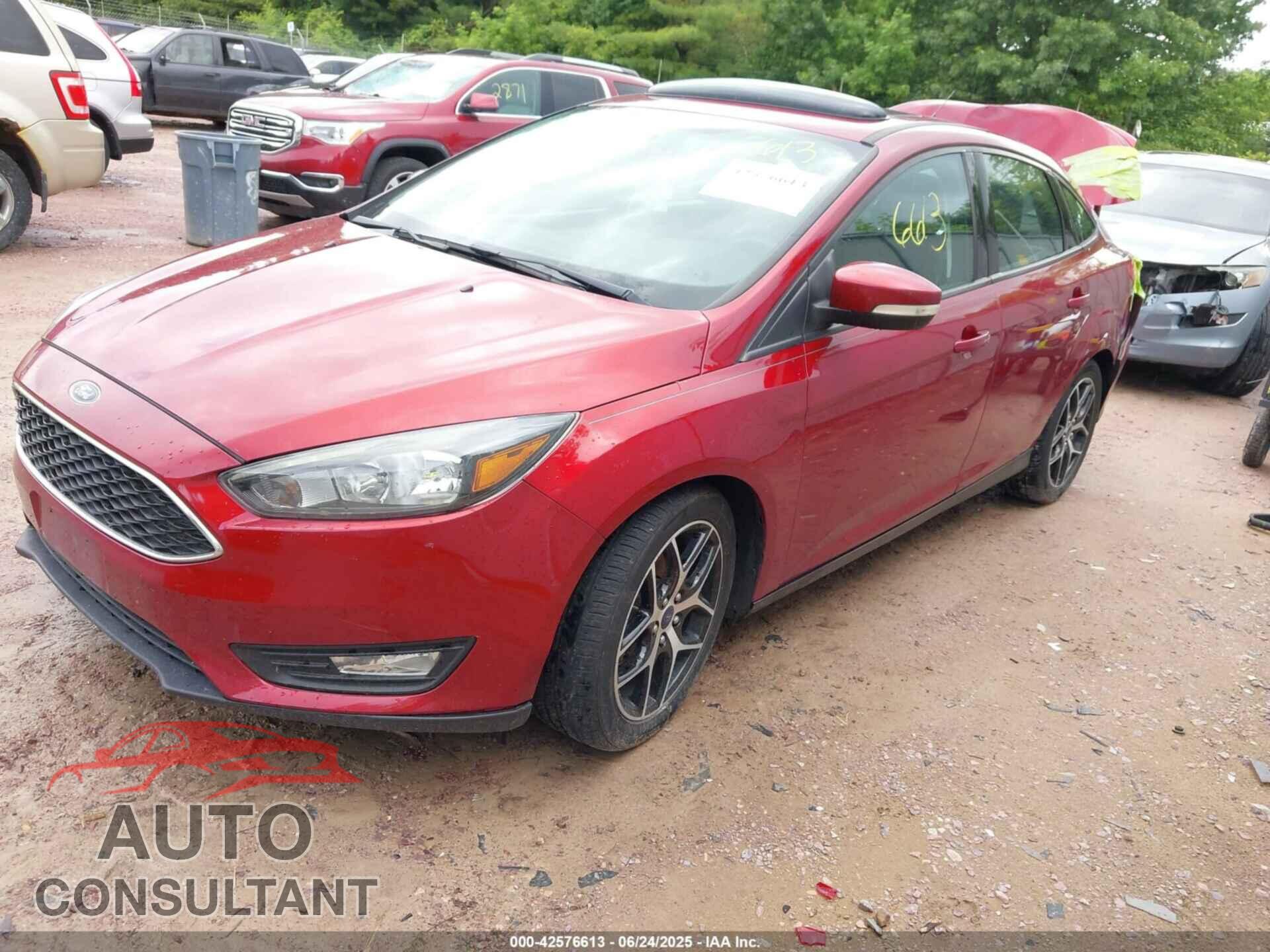 FORD FOCUS 2017 - 1FADP3H23HL237621