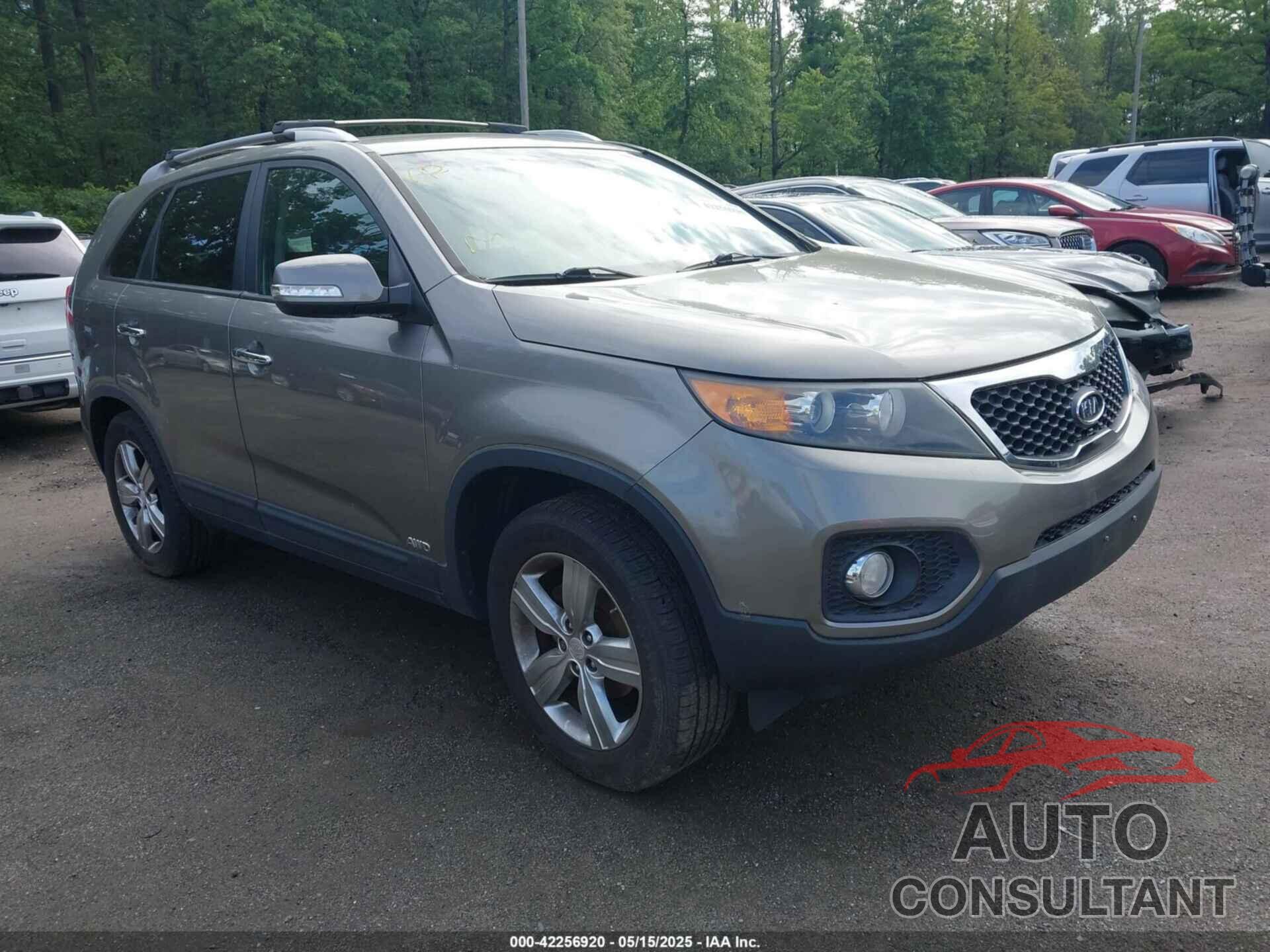 KIA SORENTO 2013 - 5XYKUDA65DG413913