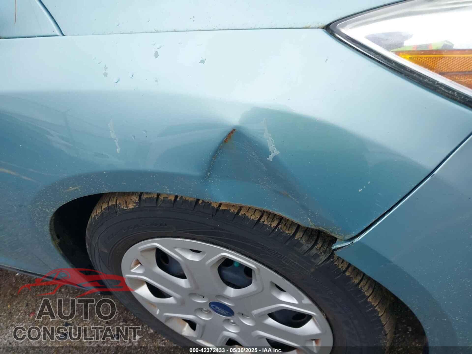 FORD FOCUS 2012 - 1FAHP3F2XCL261363