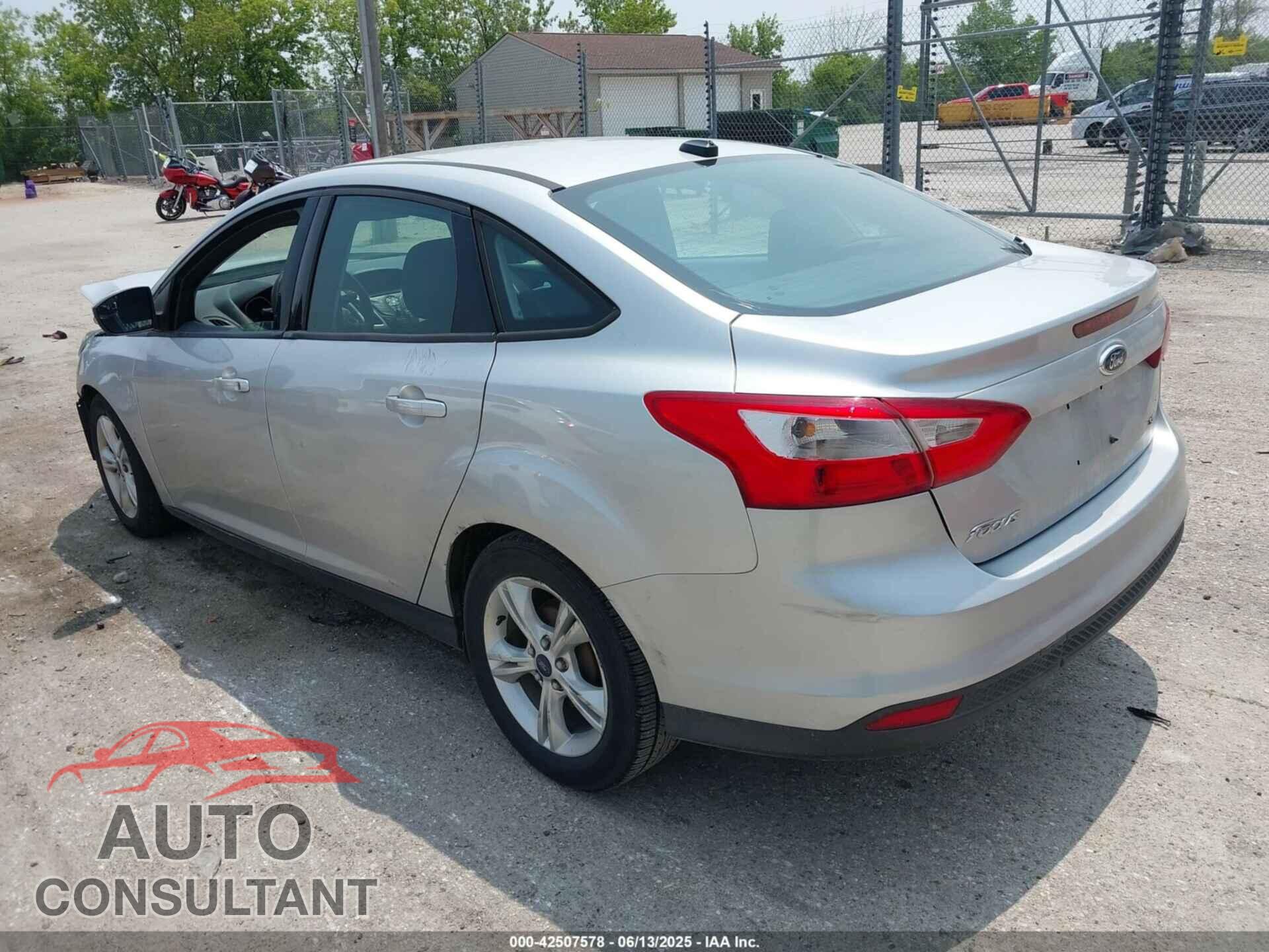 FORD FOCUS 2014 - 1FADP3F23EL334753