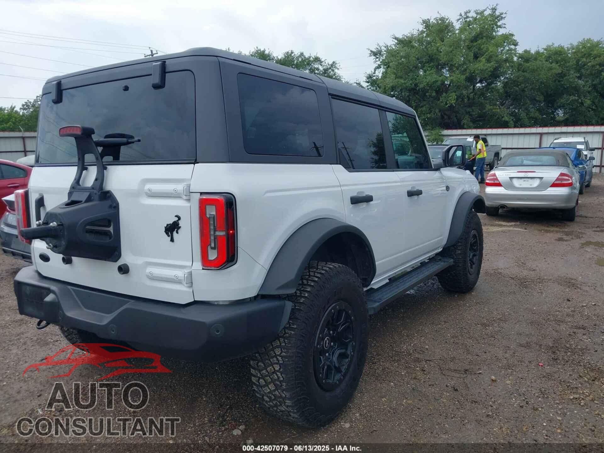 FORD BRONCO 2023 - 1FMEE5DP2PLB16493