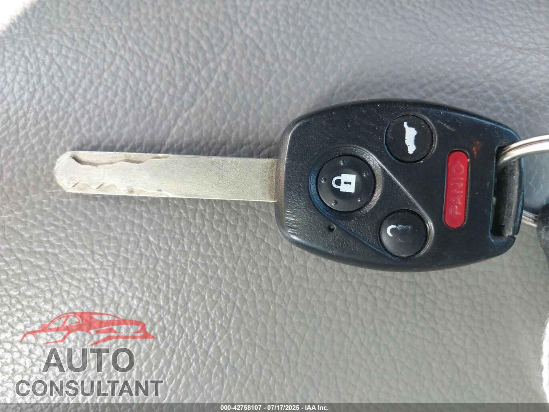 HONDA PILOT 2011 - 5FNYF4H67BB036791