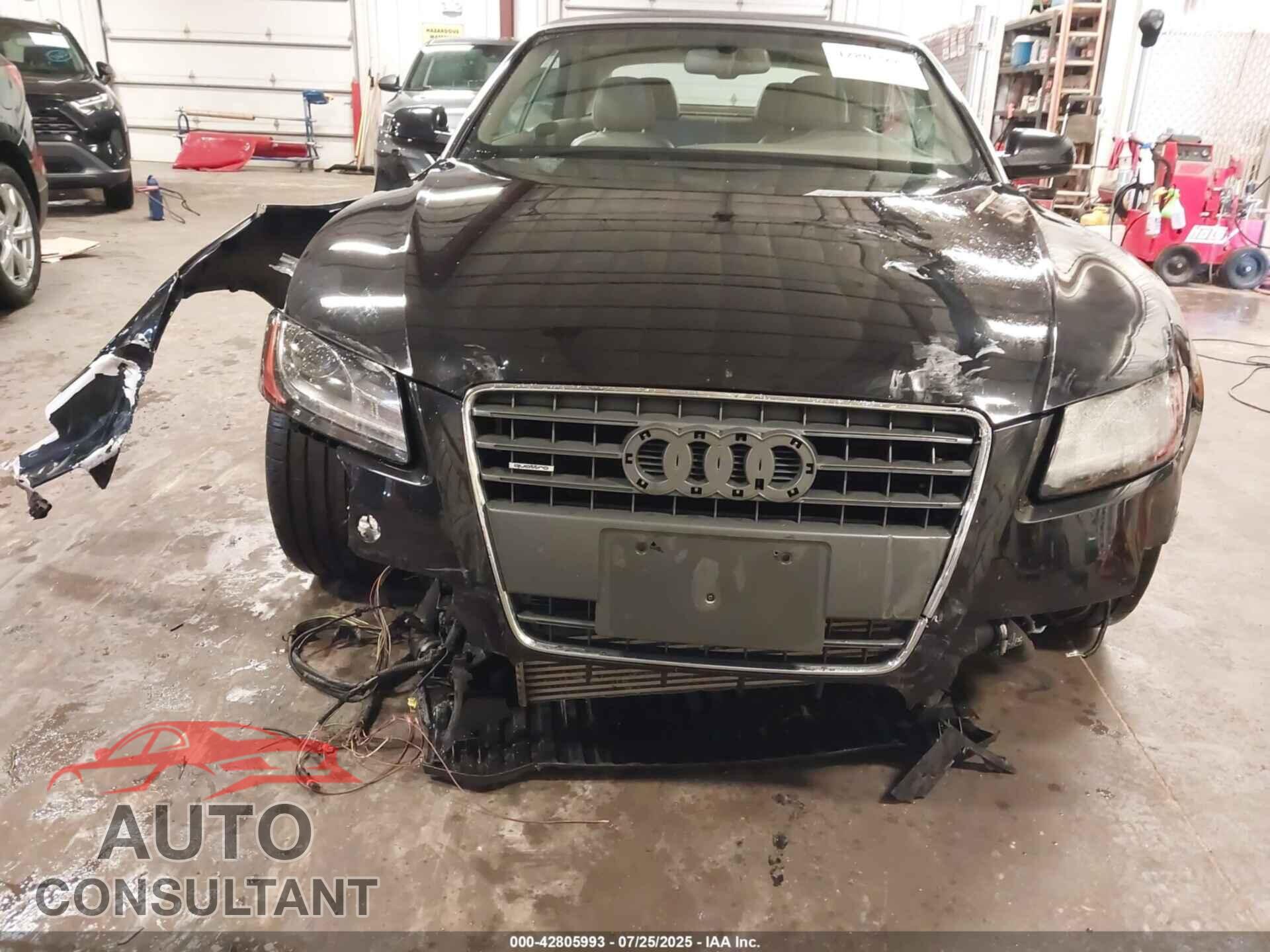AUDI A5 2012 - WAULFAFH1CN001337
