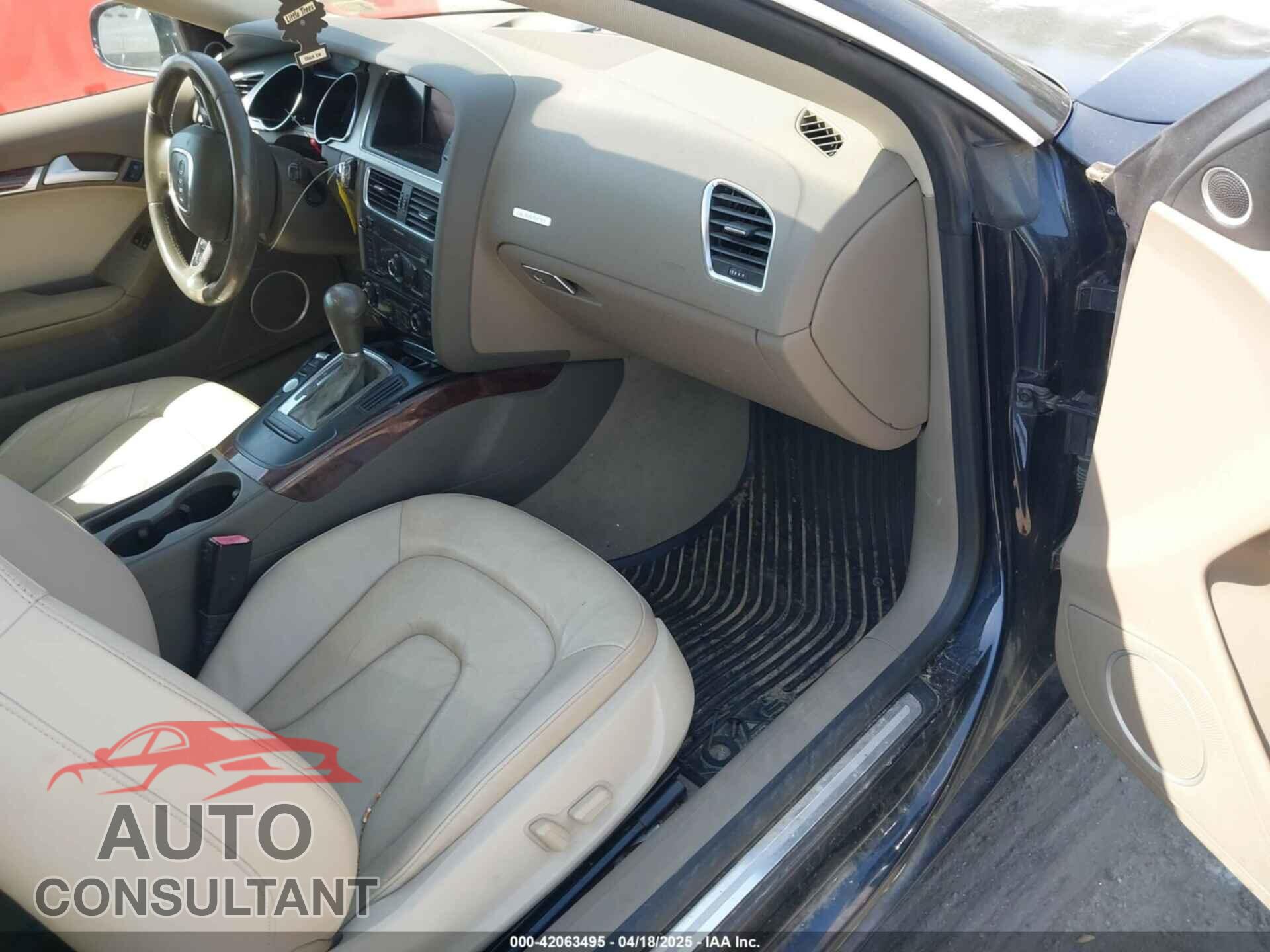 AUDI A5 2012 - WAULFAFR3CA003378