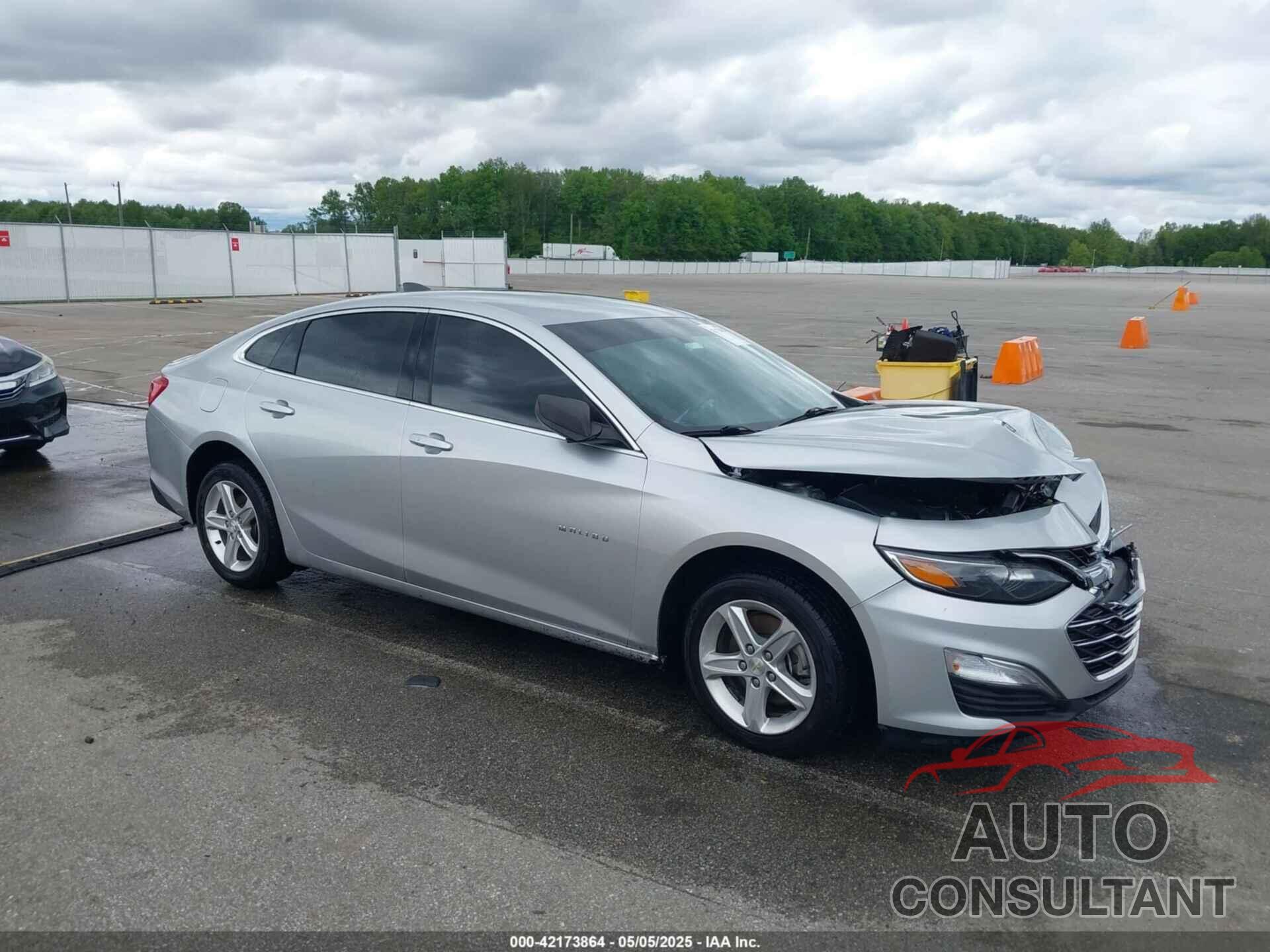 CHEVROLET MALIBU 2020 - 1G1ZB5ST3LF128684