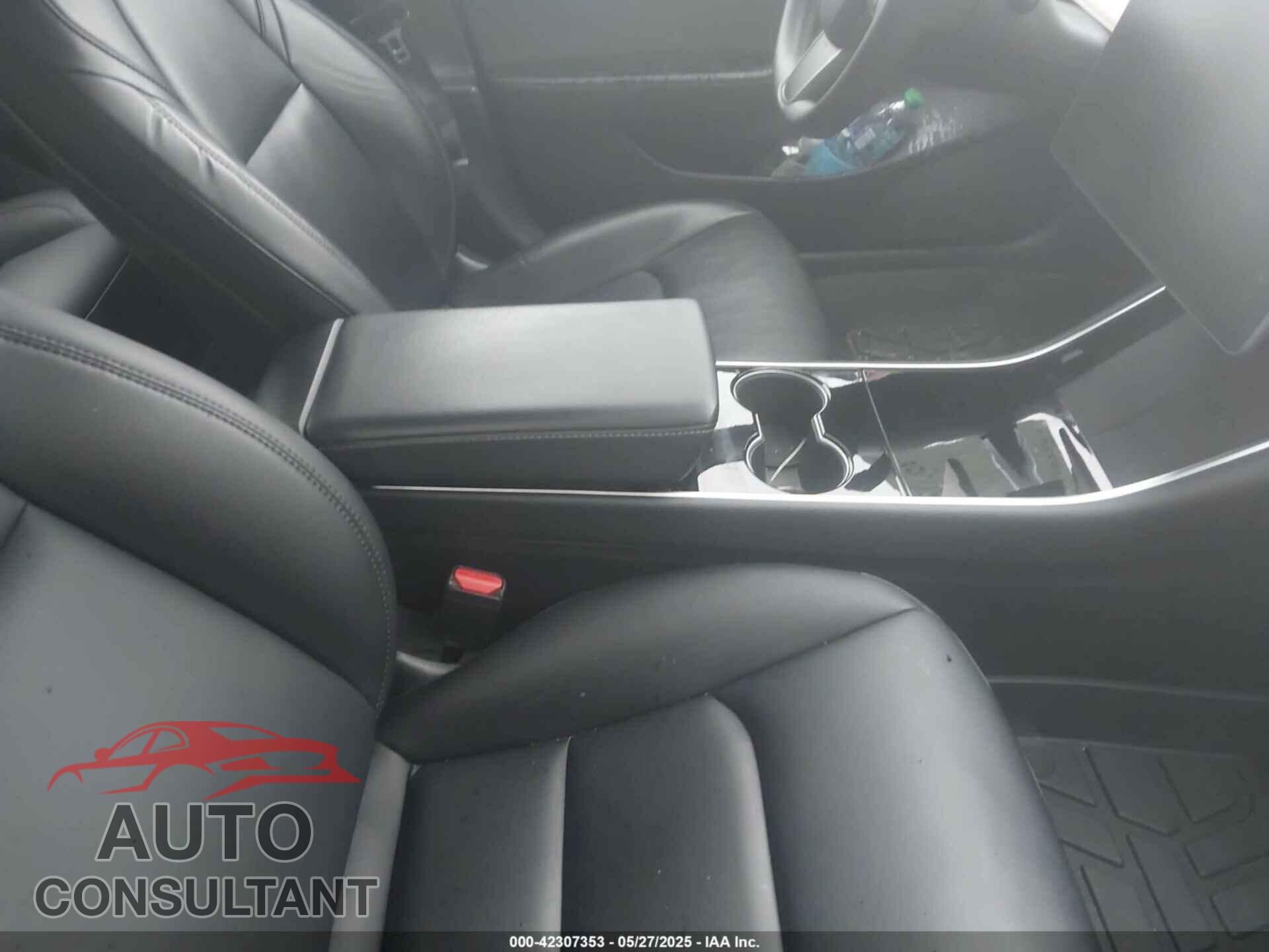 TESLA MODEL 3 2020 - 5YJ3E1EB2LF790969