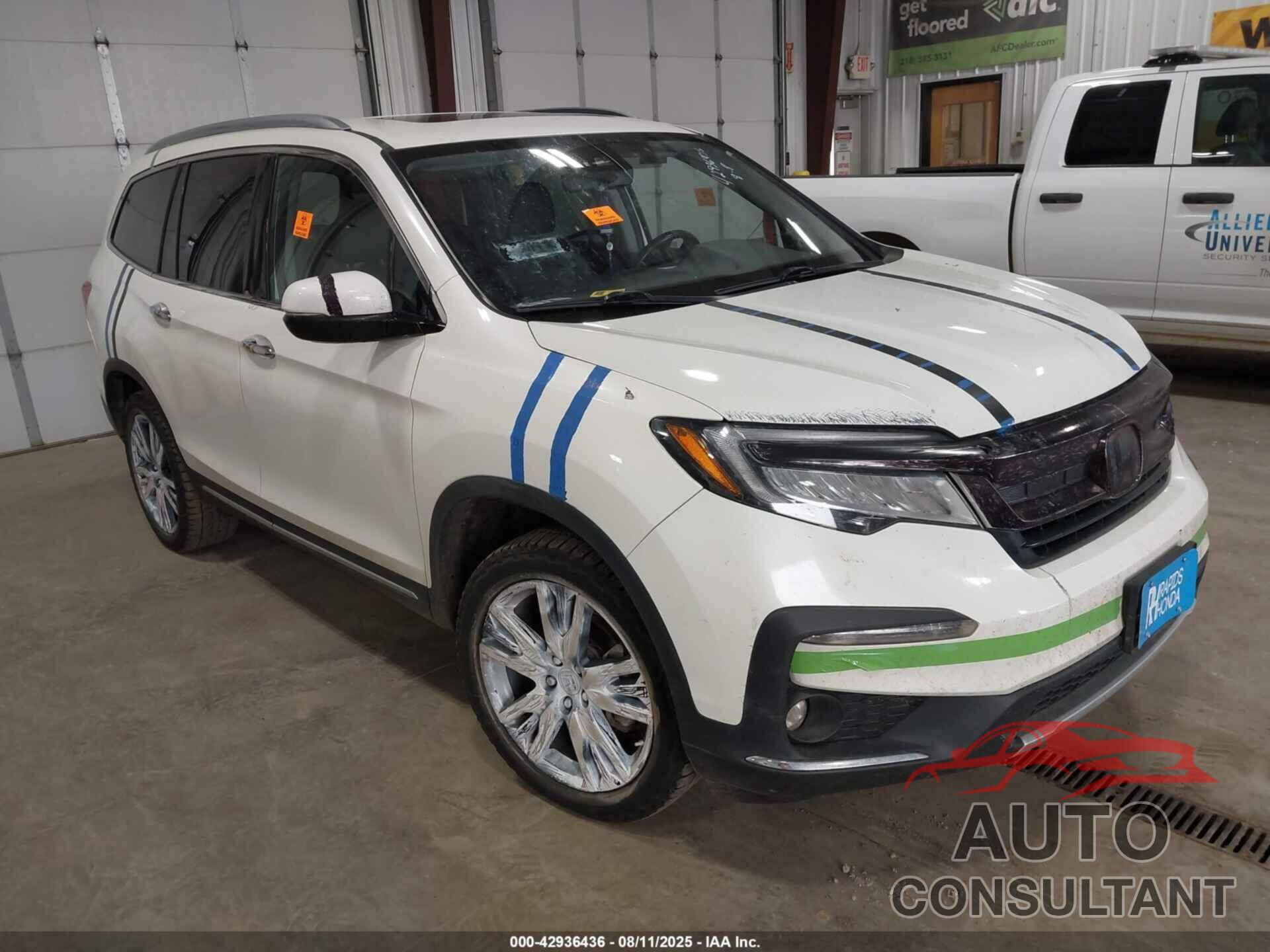 HONDA PILOT 2019 - 5FNYF6H04KB019776