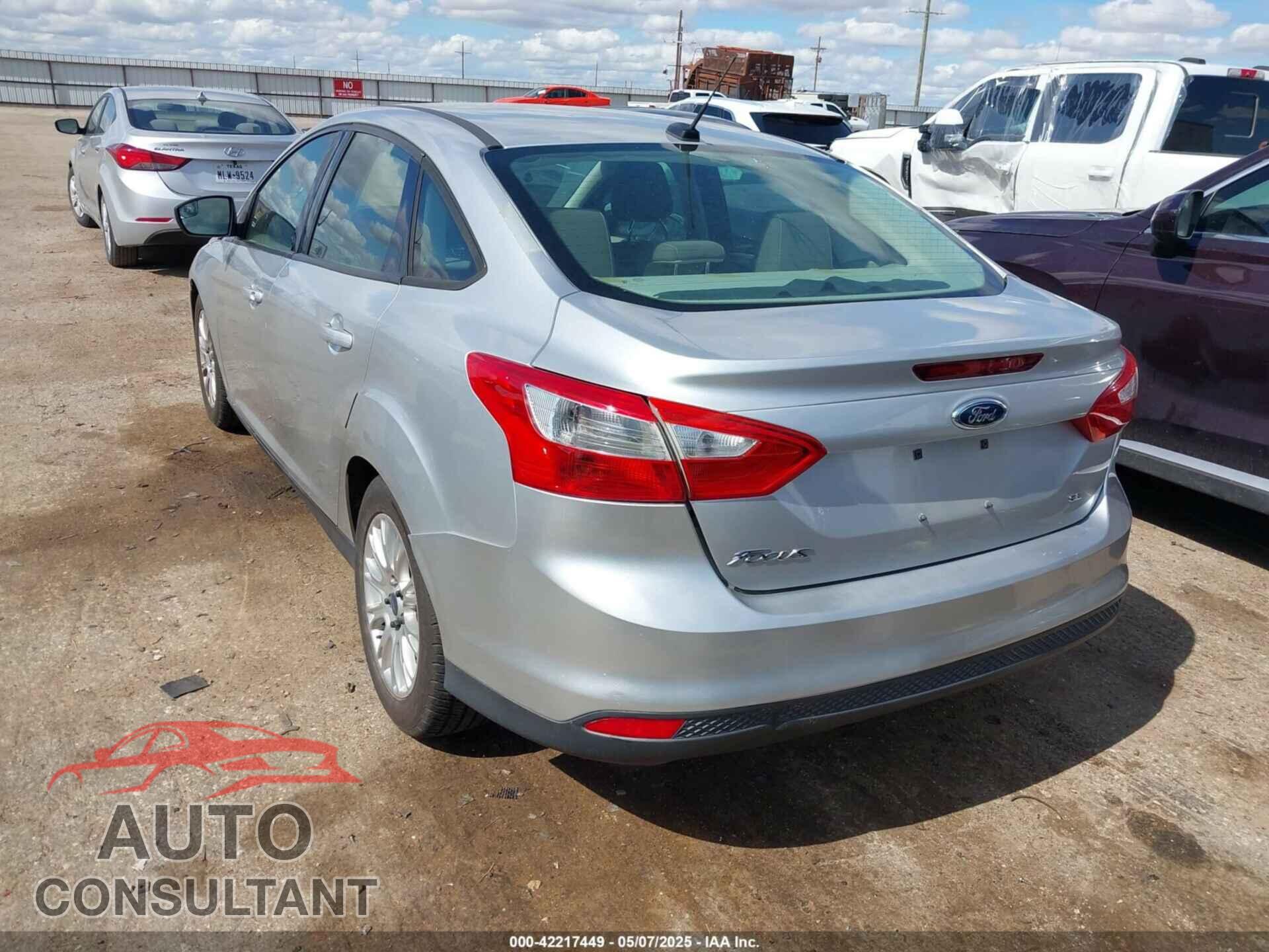 FORD FOCUS 2012 - 1FAHP3F25CL115338